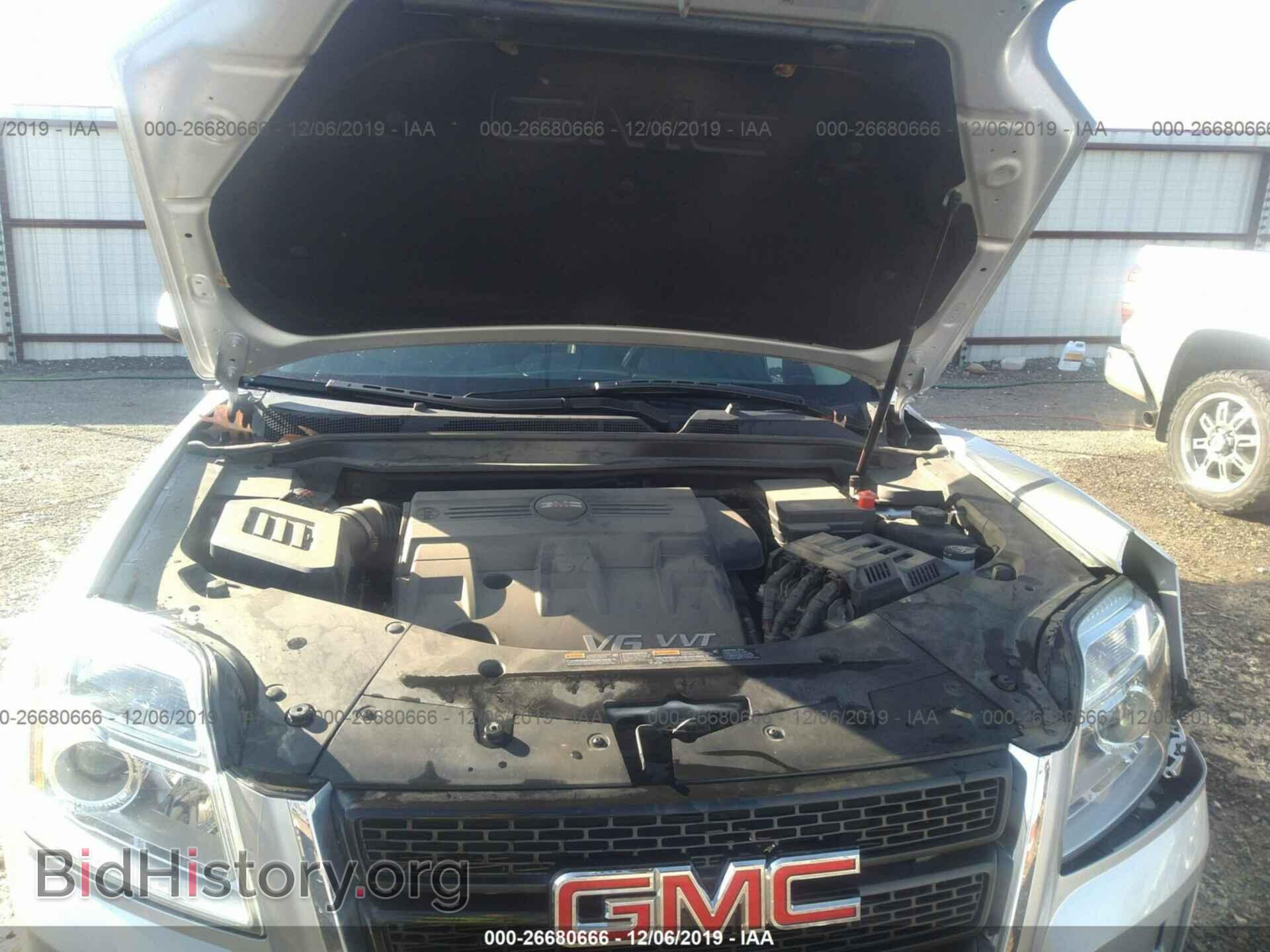 2012 GMC Terrain - VIN: 2GKFLUE52C6107306 - Photo 10
