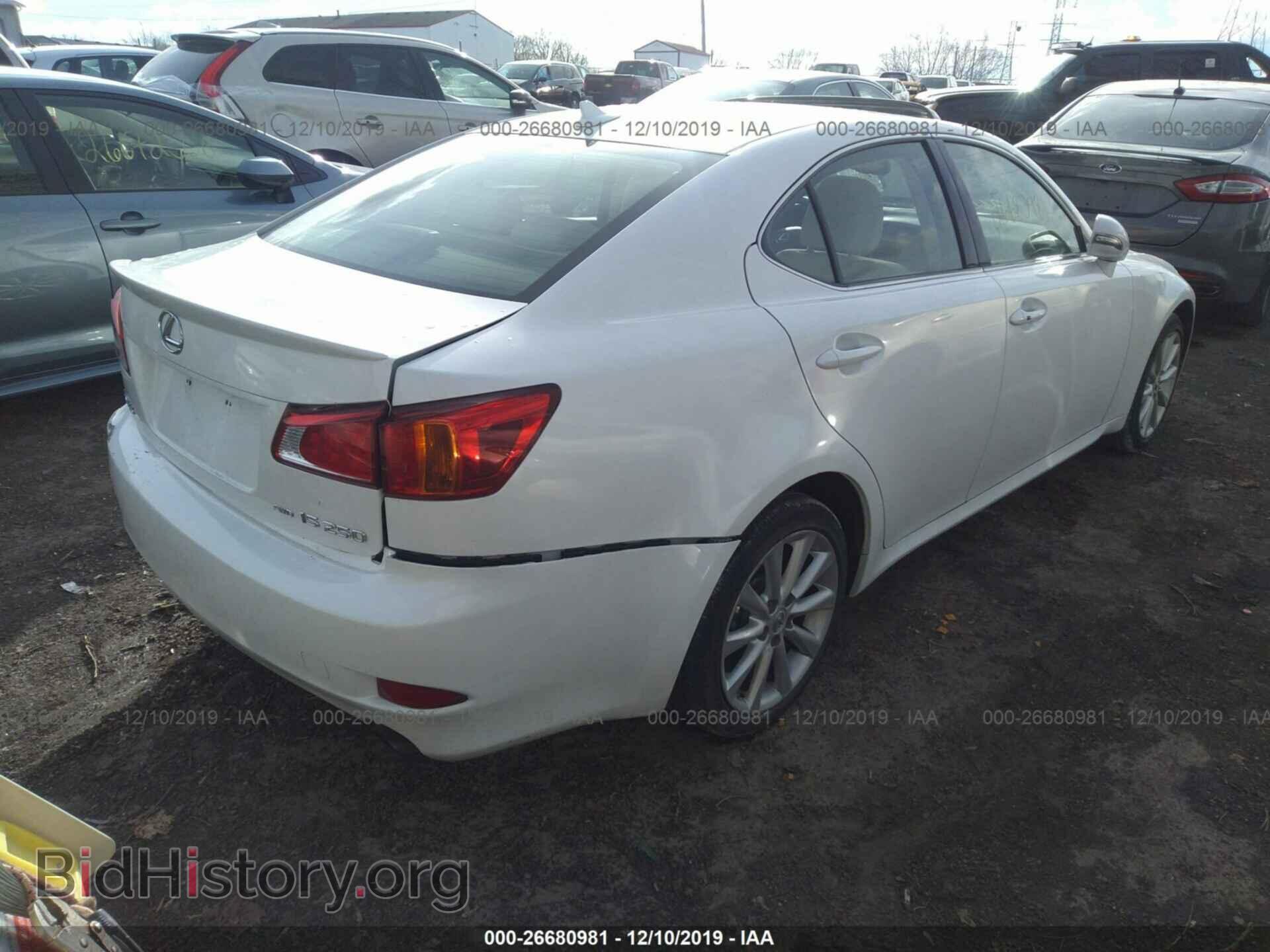 2009 LEXUS IS - VIN: JTHCK262692028820 - Фото 4