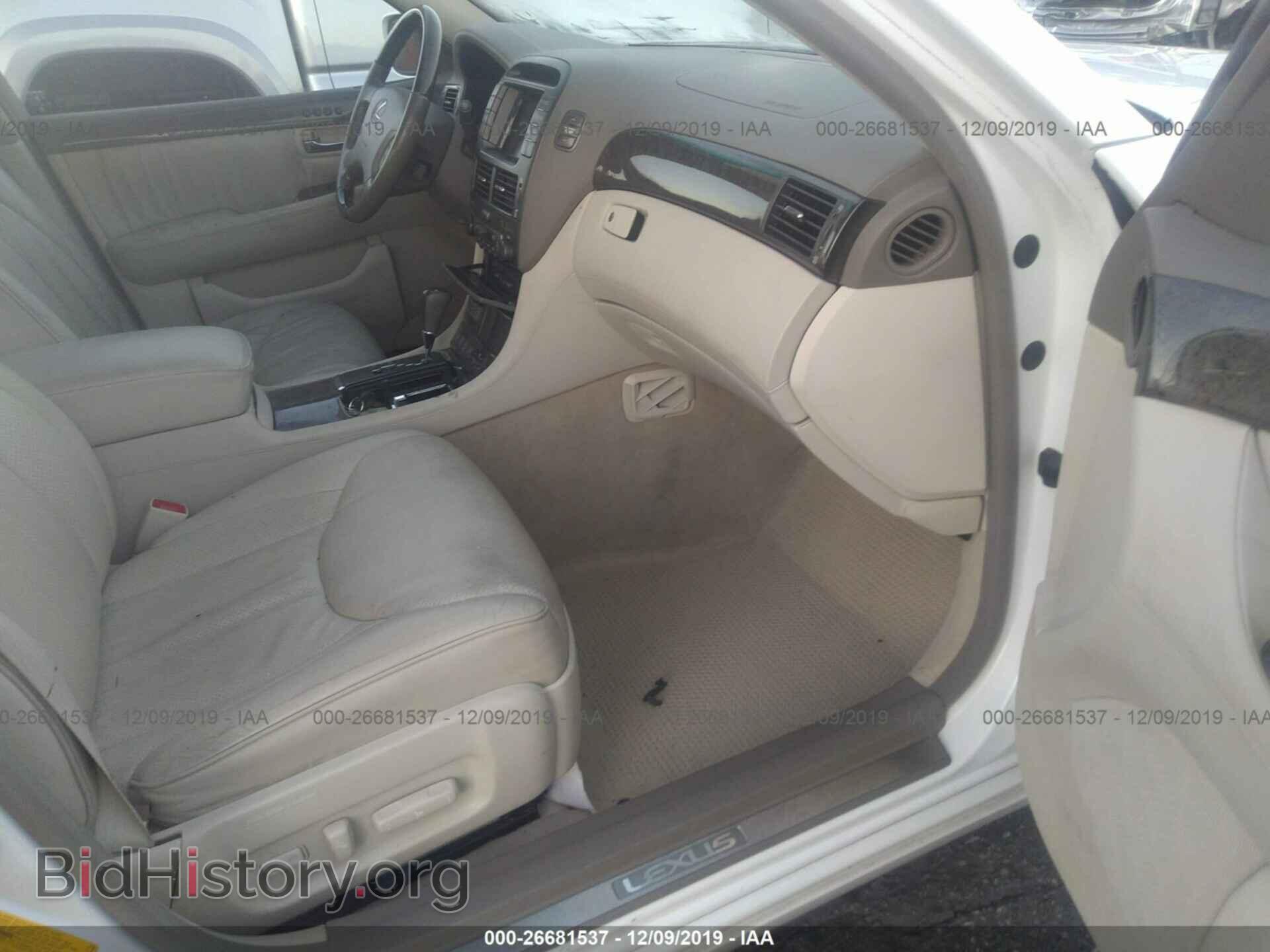 2001 LEXUS LS - VIN: JTHBN30F610003985 - Photo 5