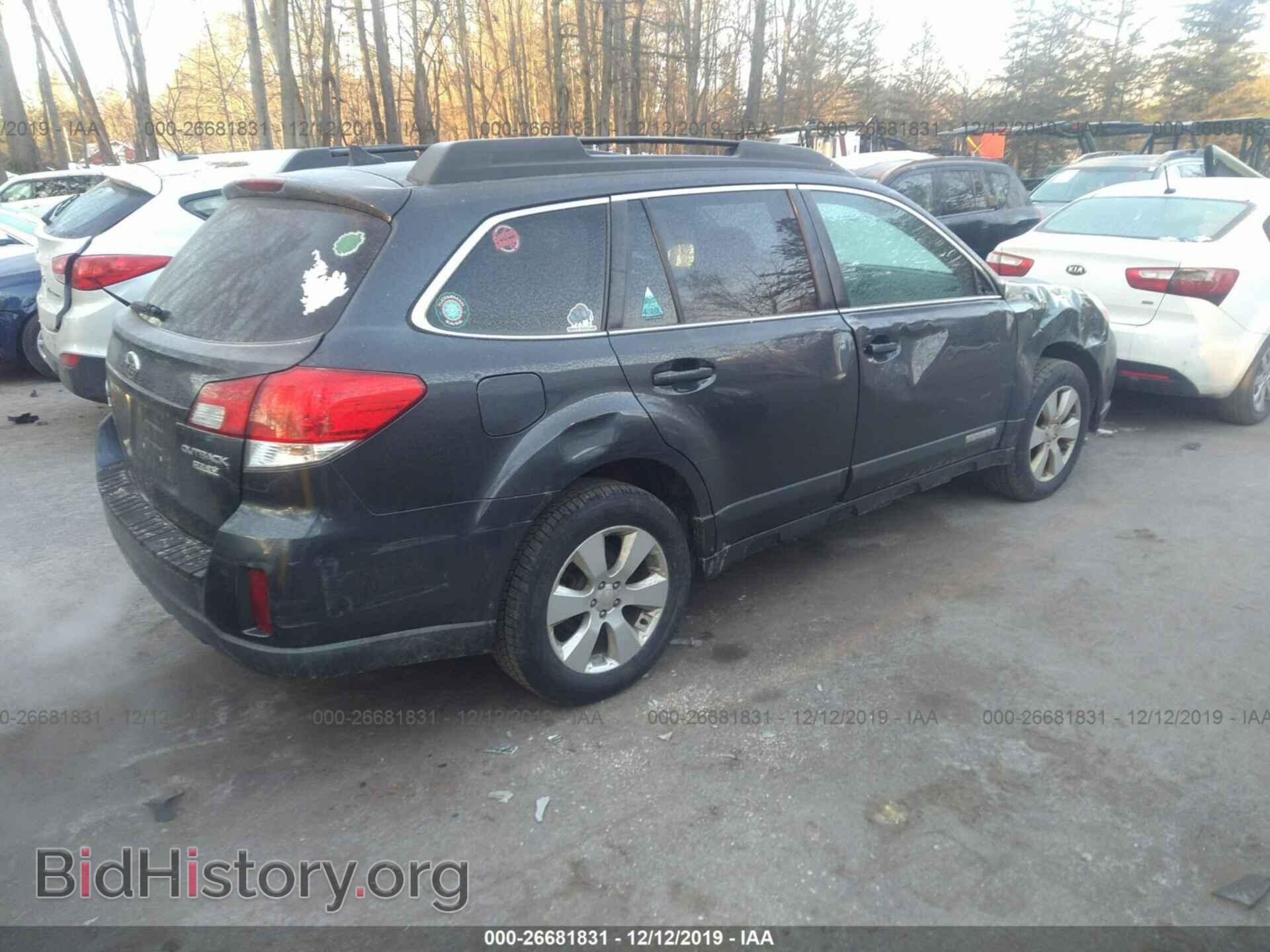2011 SUBARU OUTBACK - VIN: 4S4BRBKC8B3330449 - Фото 4