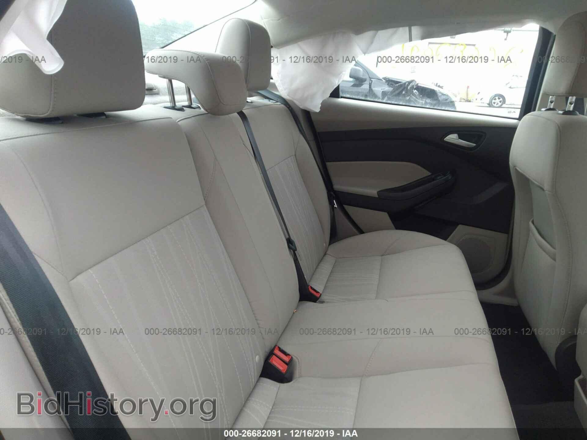 2016 Ford Focus - VIN: 1FADP3F29GL274772 - Фото 8