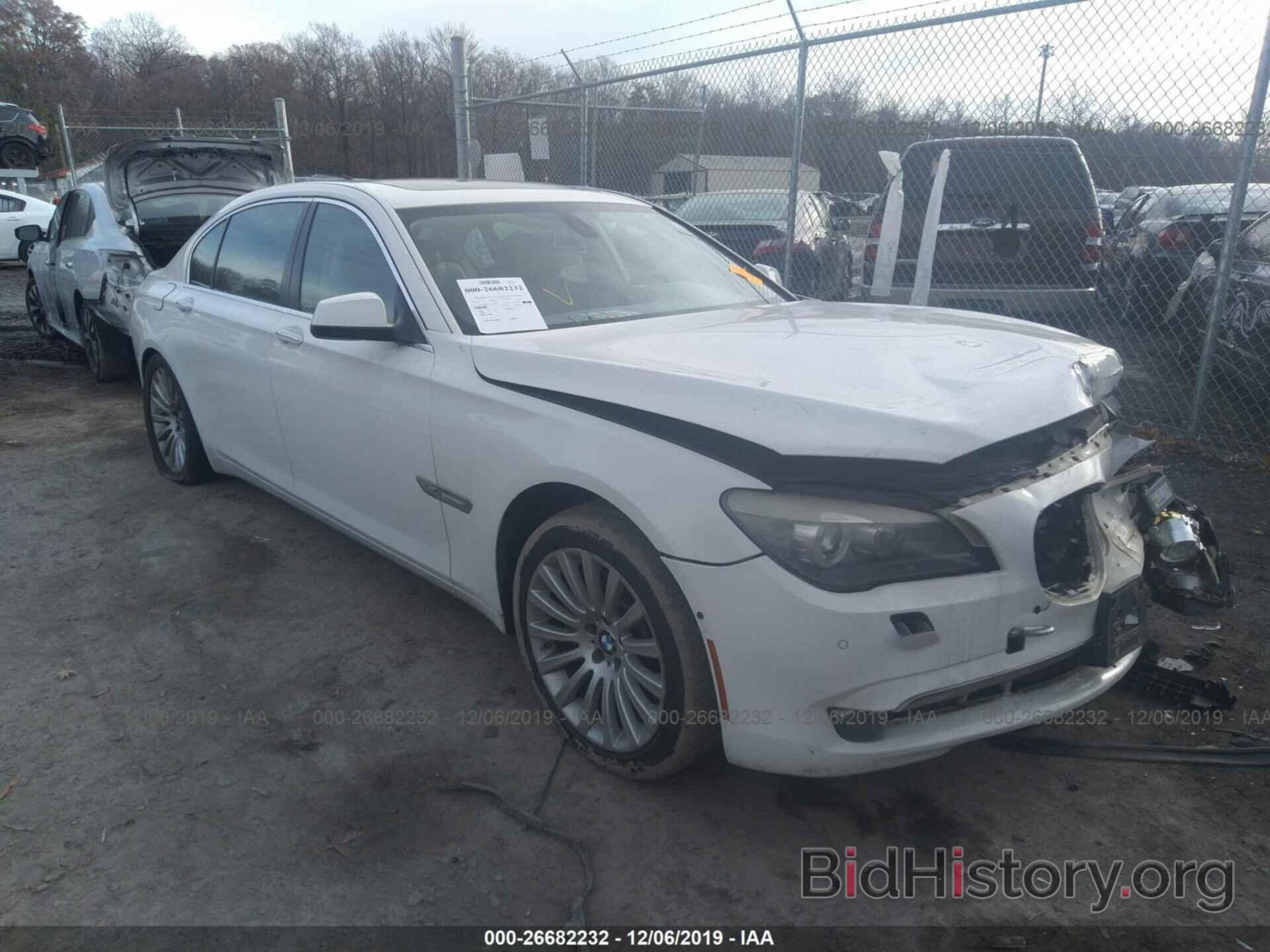 Photo WBAKC8C51ACY68284 - BMW 750 2010