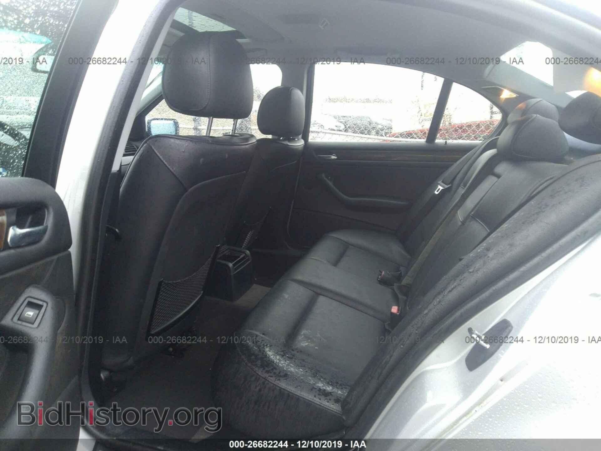2001 BMW 330 - VIN: WBAAV53401FJ66998 - Фото 8