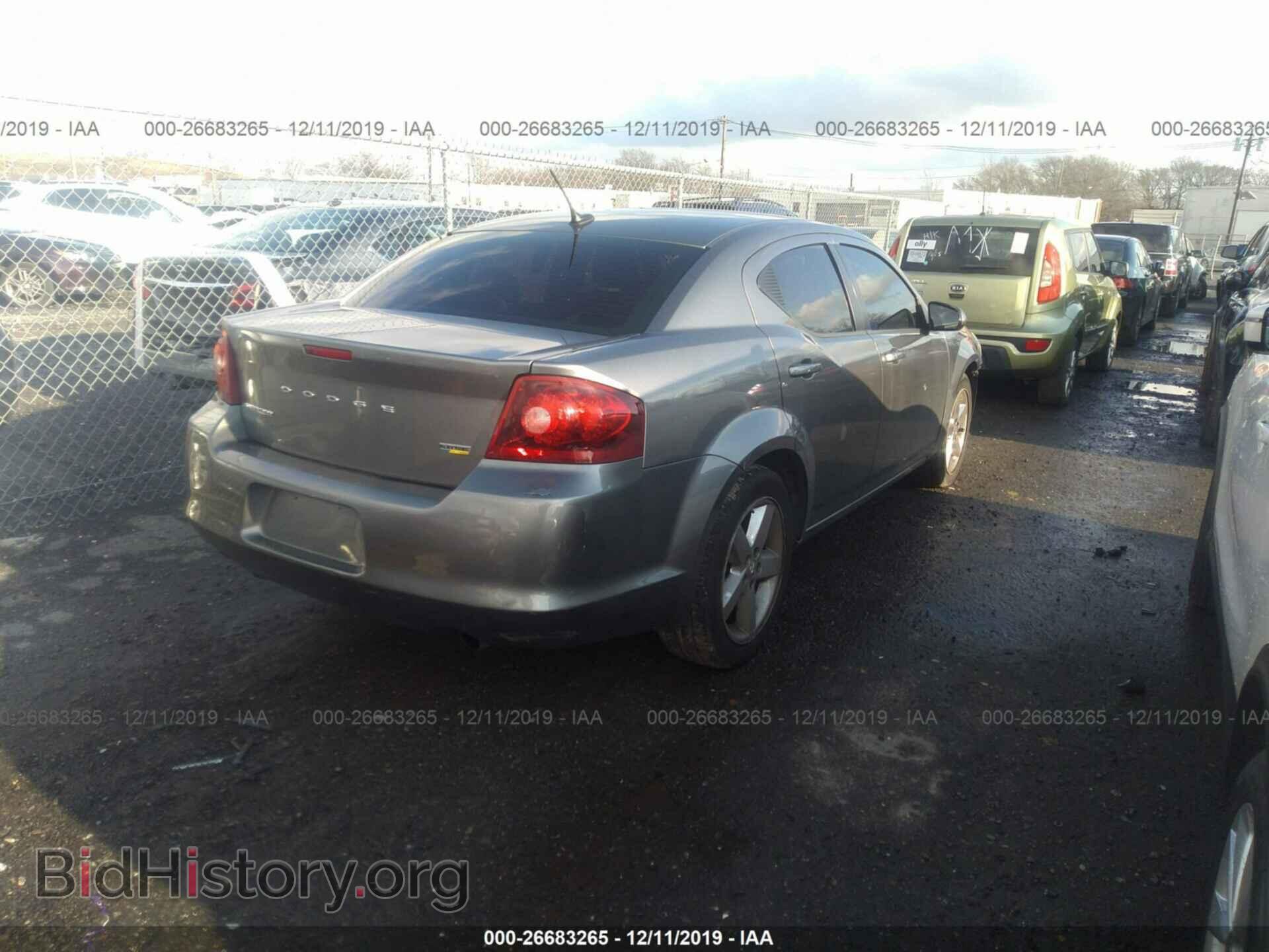 2011 DODGE AVENGER - VIN: 1B3BD2FG5BN598381 - Photo 4