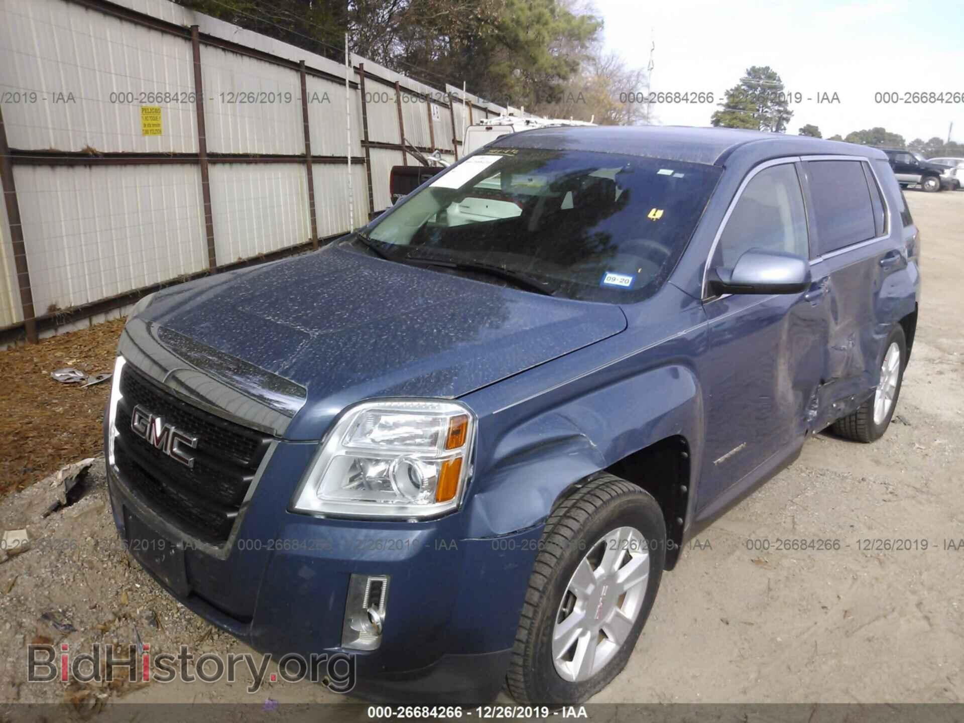 2011 GMC TERRAIN - VIN: 2CTALMEC9B6456955 - Photo 2