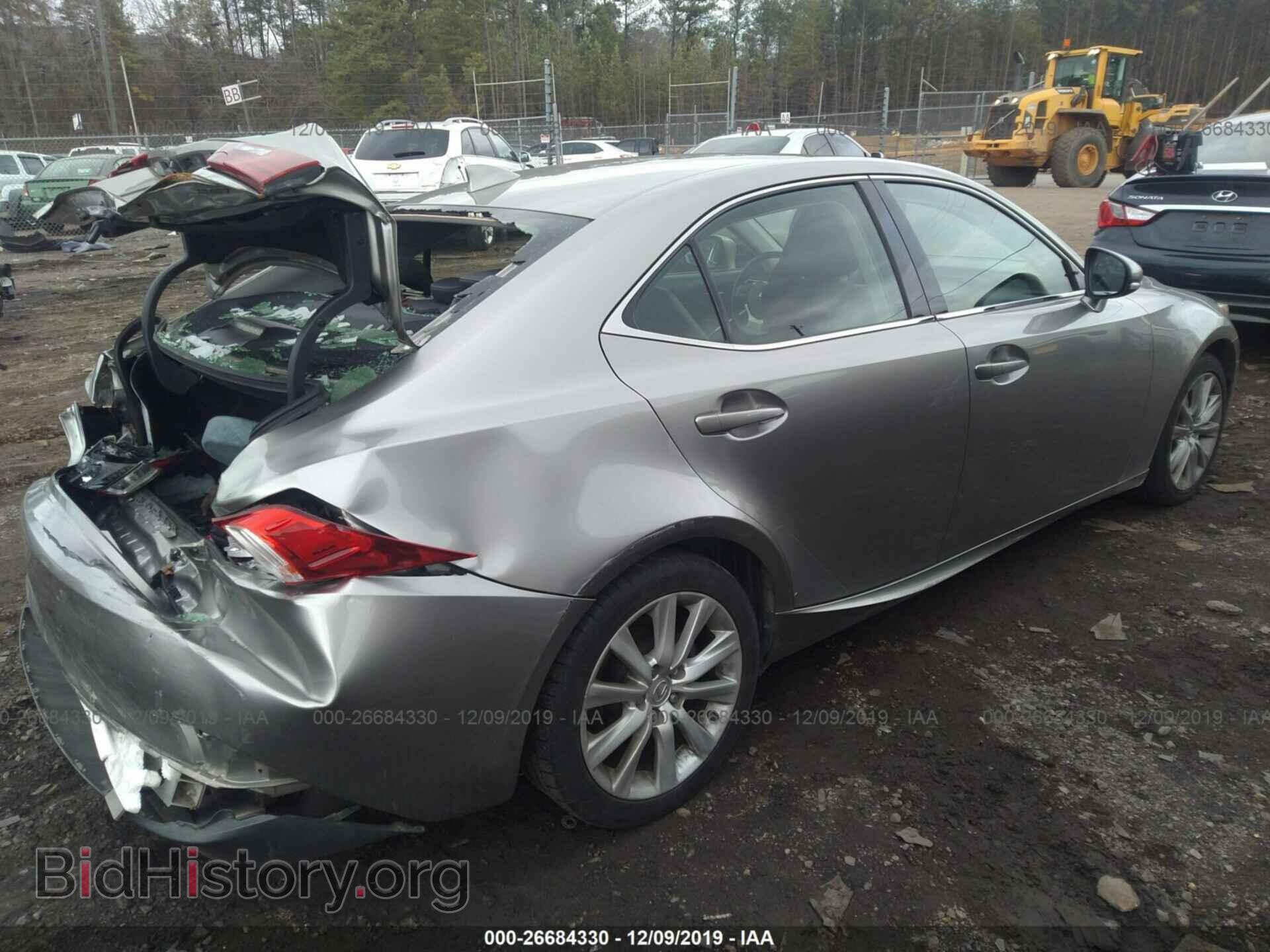 2014 LEXUS IS - VIN: JTHCF1D22E5000751 - Photo 4