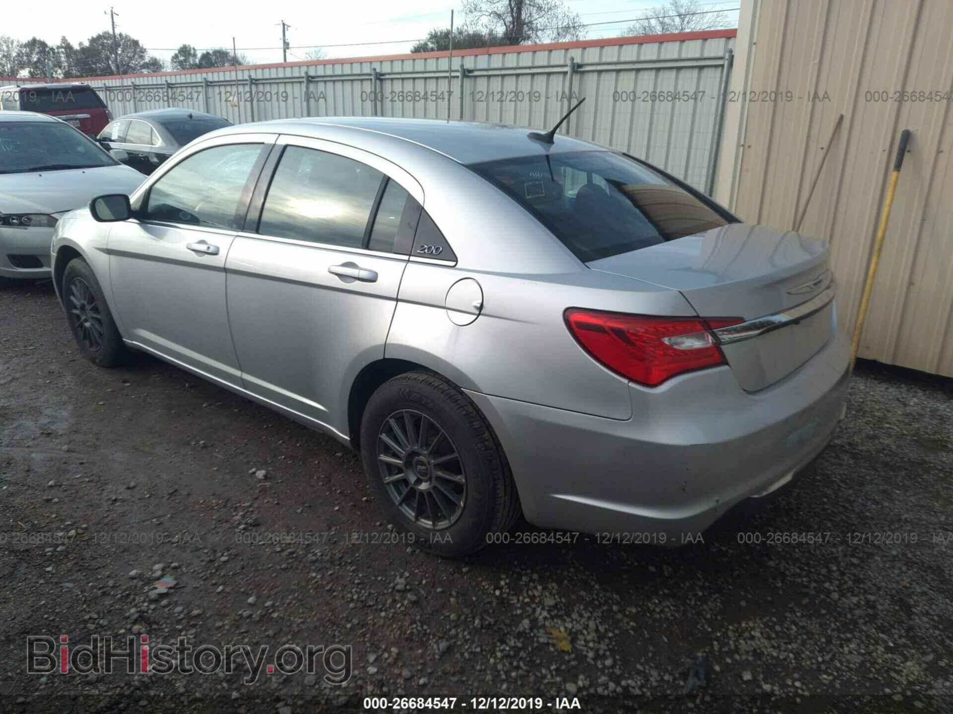2012 CHRYSLER 200 - VIN: 1C3CCBAB0CN319829 - Photo 3