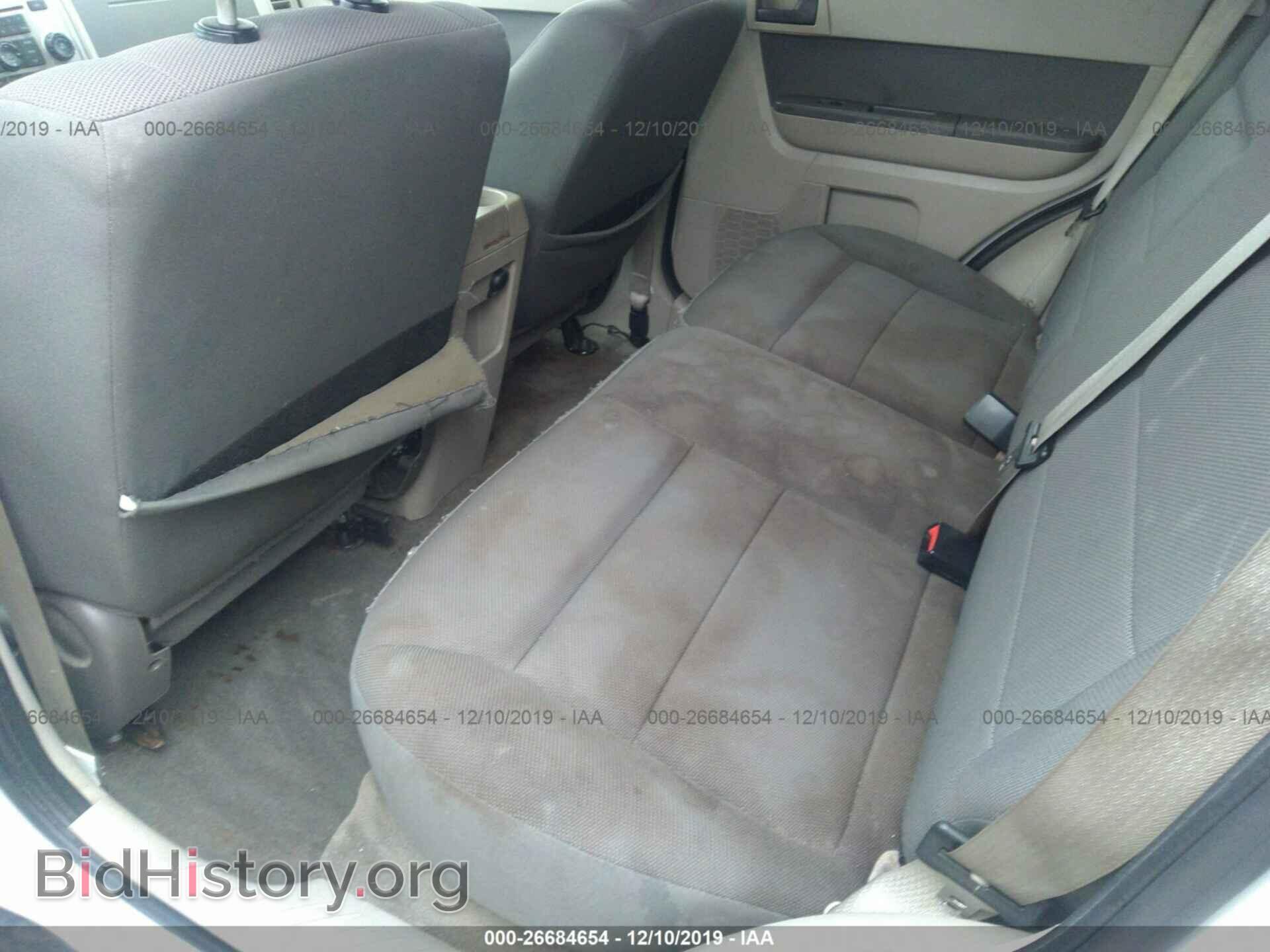 2009 FORD ESCAPE - VIN: 1FMCU03789KC26875 - Фото 8