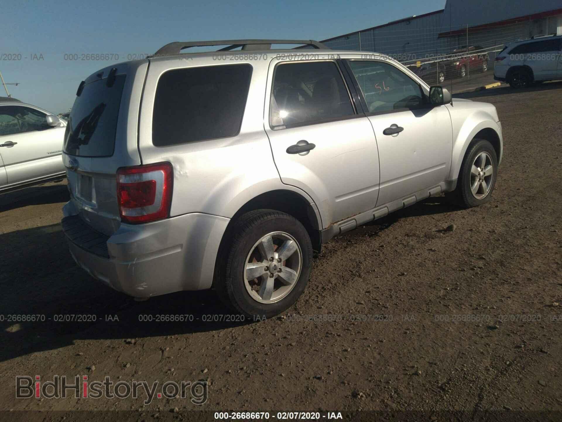 2011 FORD ESCAPE - VIN: 1FMCU0D72BKC23006 - Photo 4