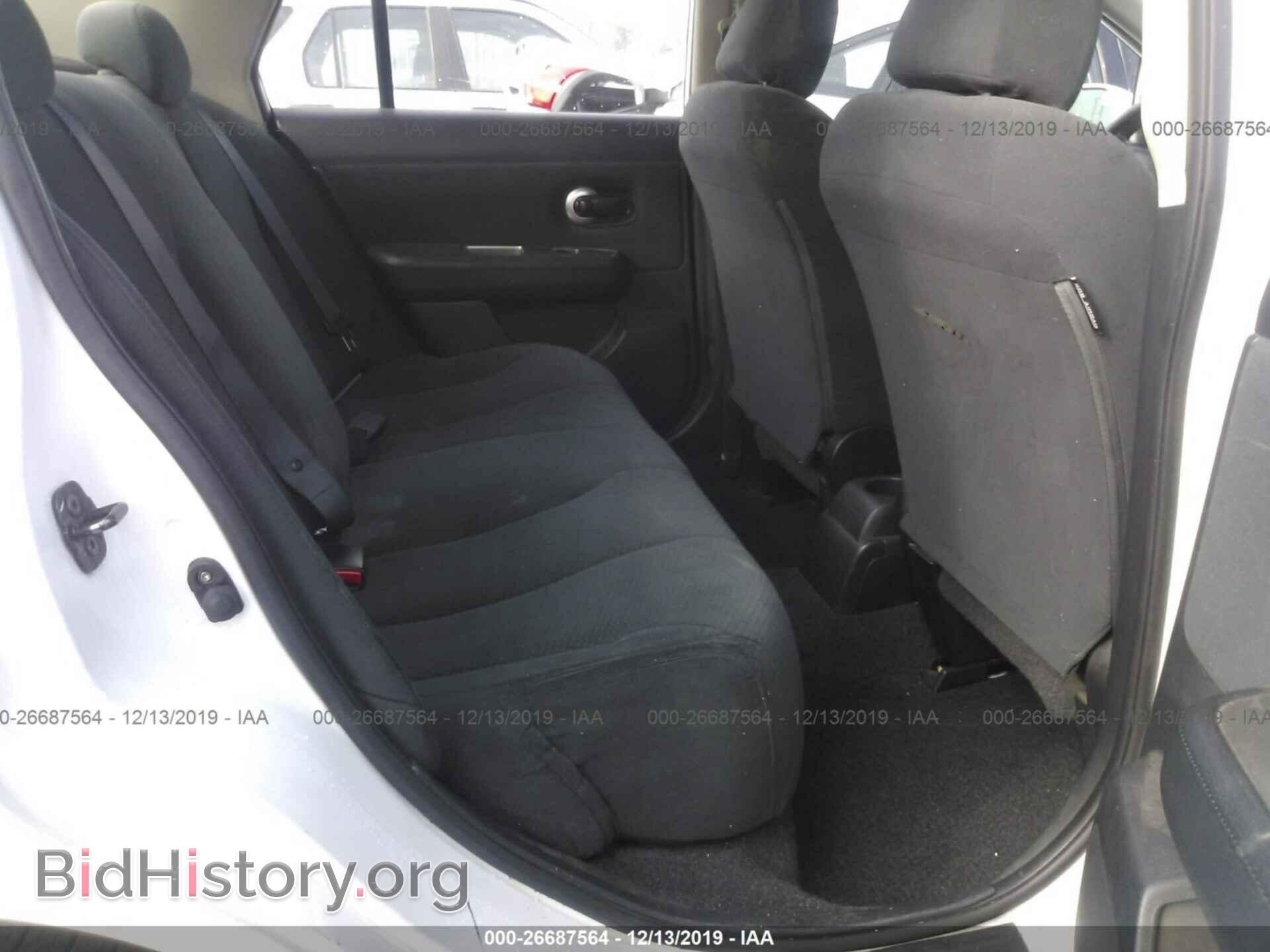 2010 Nissan Versa - VIN: 3N1BC1AP2AL365191 - Фото 8