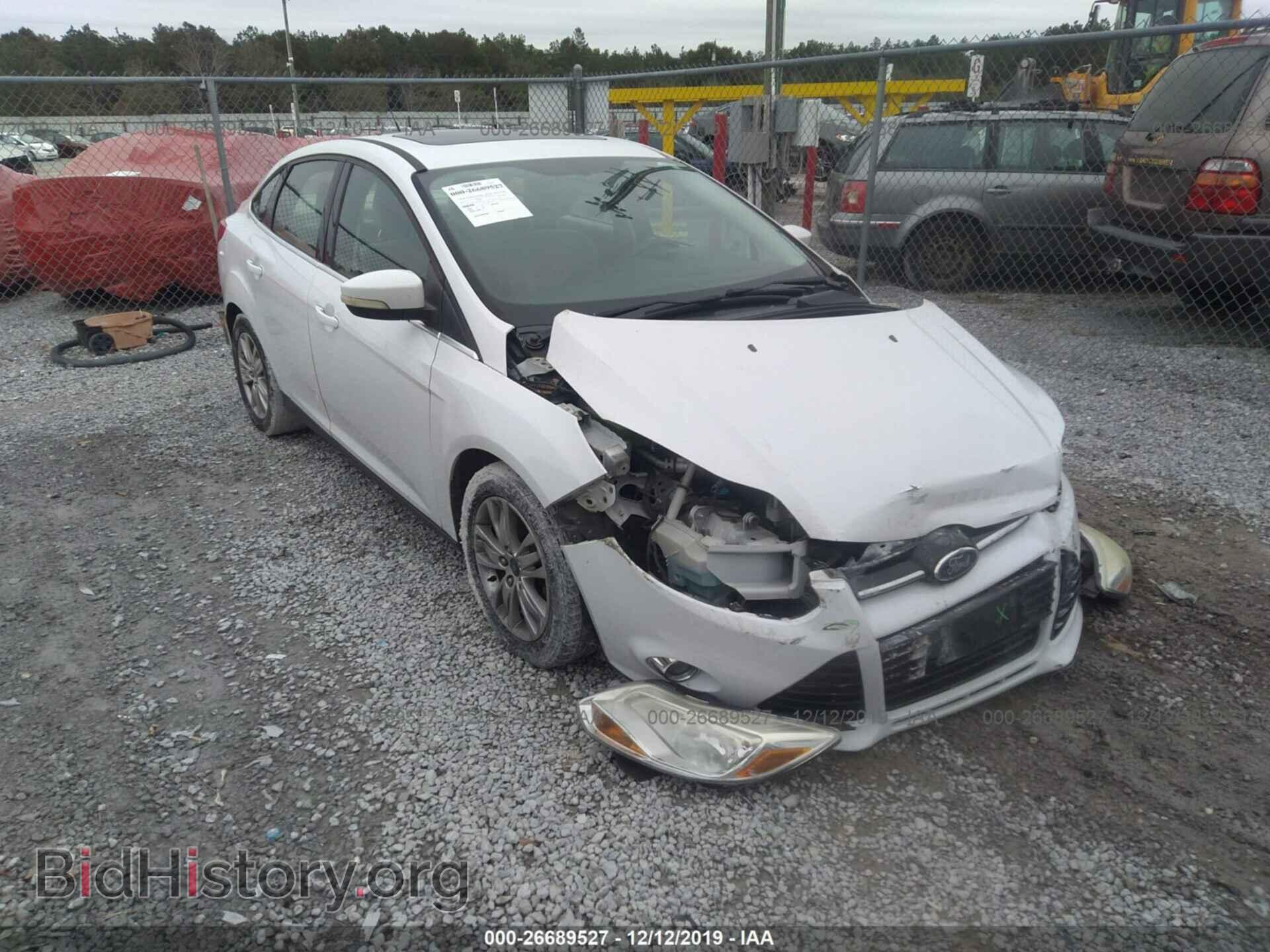 Photo 1FAHP3H26CL201027 - Ford Focus 2012