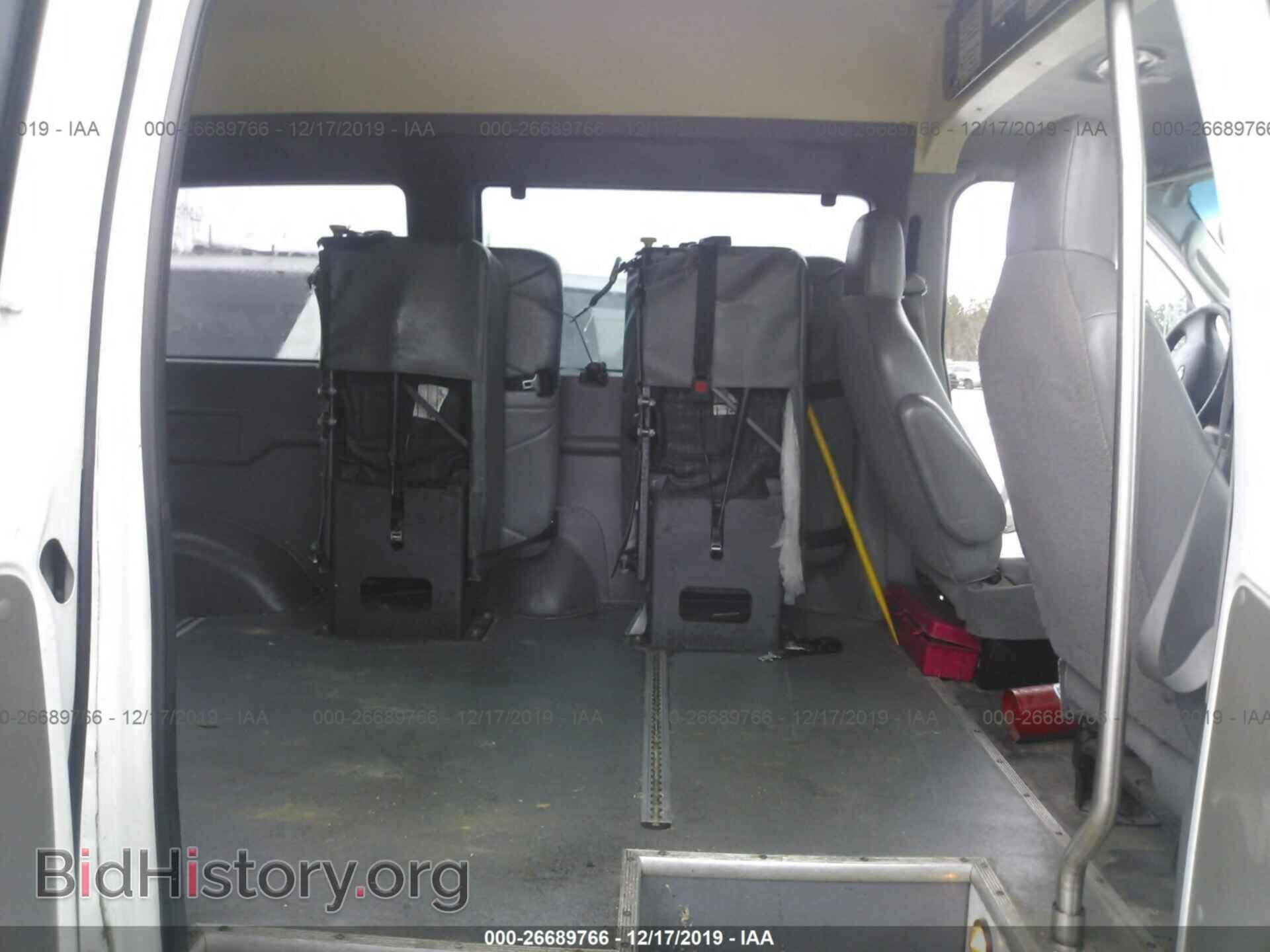 2011 Ford Econoline - VIN: 1FTNS2EWXBDB14270 - Фото 8