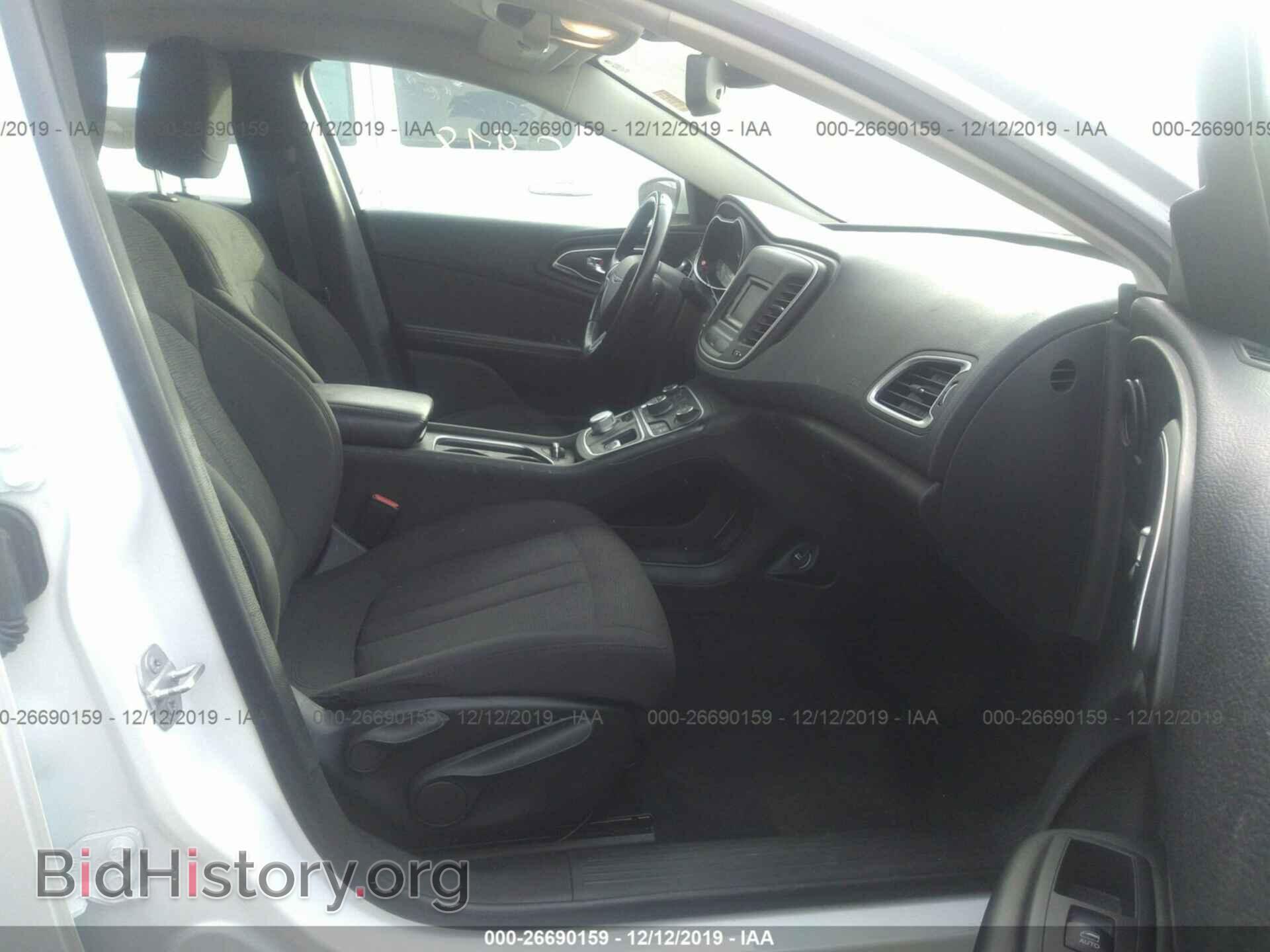 2015 Chrysler 200 - VIN: 1C3CCCAB2FN555876 - Фото 5