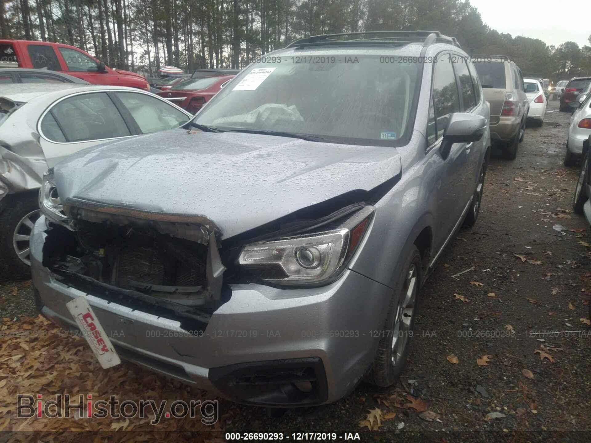 2017 SUBARU FORESTER - VIN: JF2SJAWC8HH472510 - Фото 2