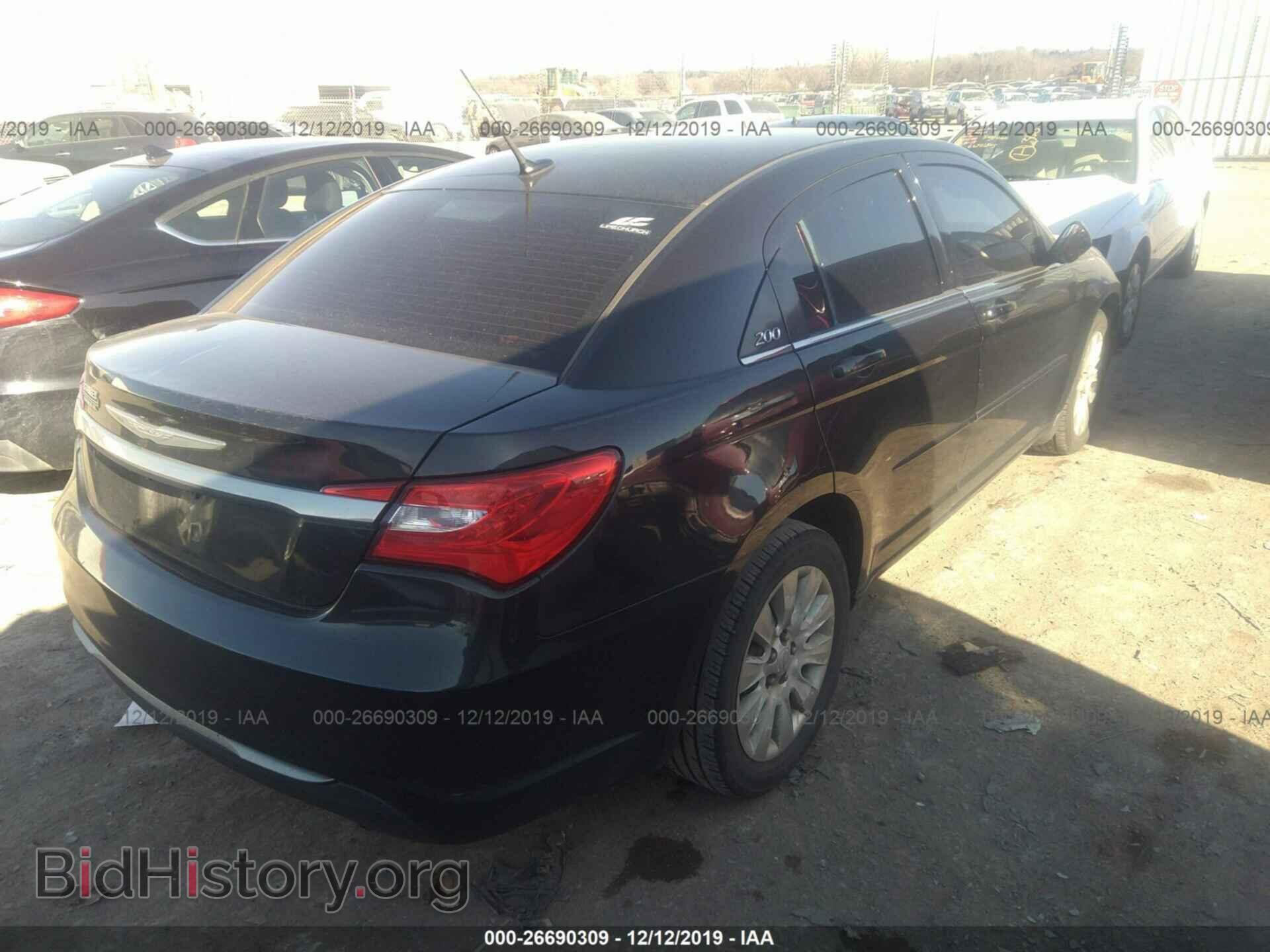 2011 CHRYSLER 200 - VIN: 1C3BC4FB4BN521345 - Photo 4