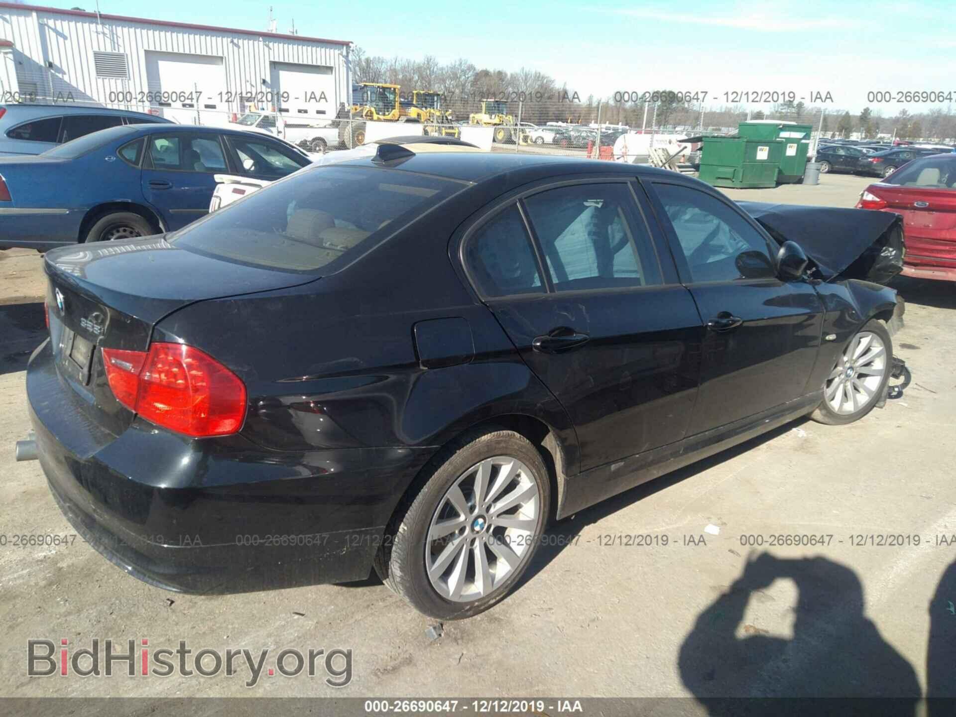 2011 BMW 328 - VIN: WBAPH7C5XBA802198 - Фото 4