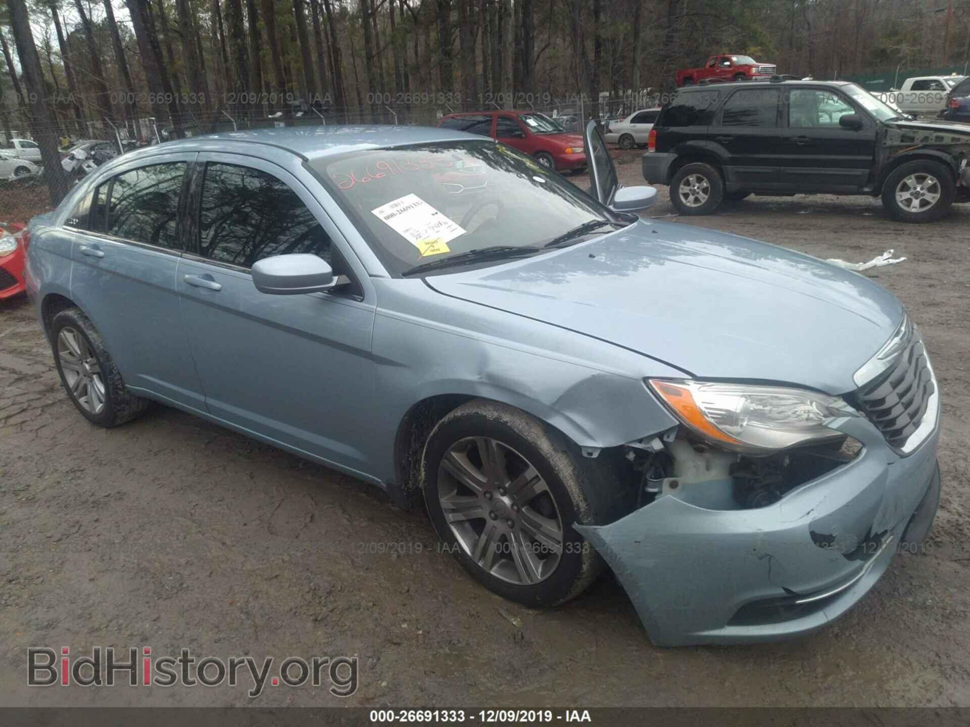 Photo 1C3CCBBB0DN735752 - Chrysler 200 2013