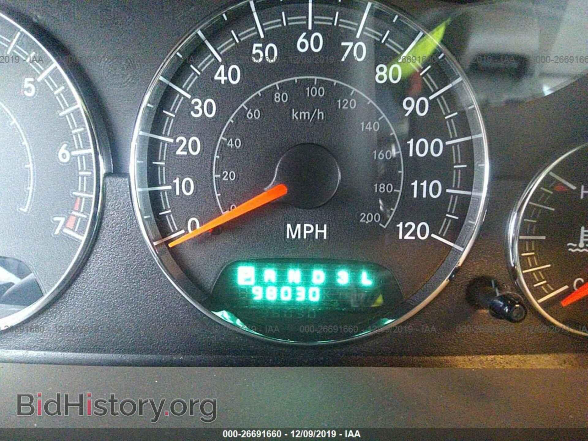 2005 CHRYSLER SEBRING - VIN: 1C3EL46X55N563648 - Фото 7