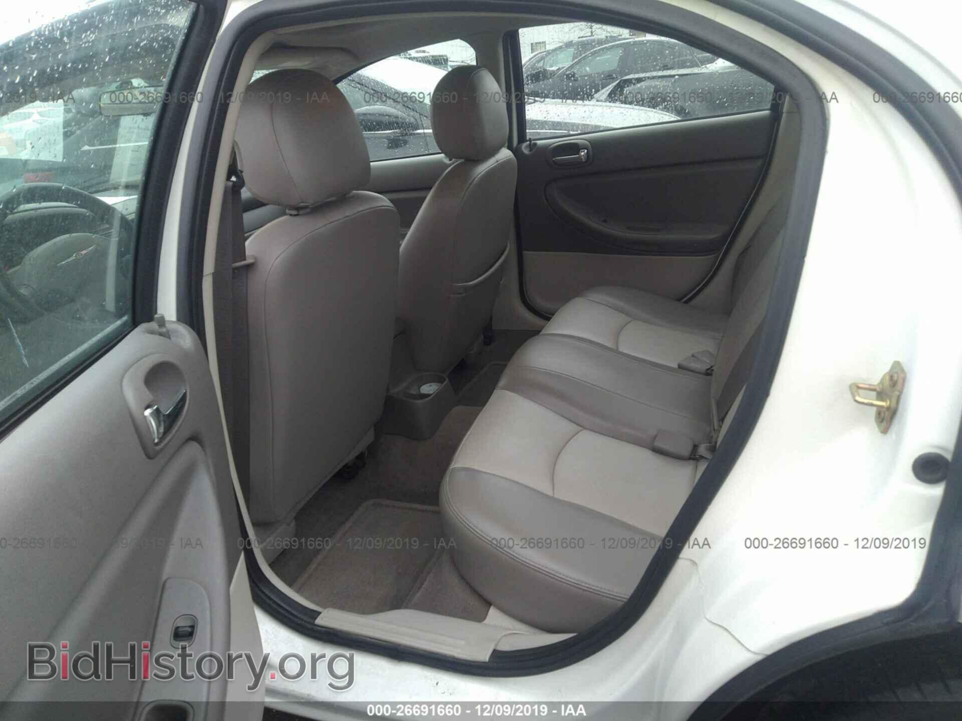 2005 CHRYSLER SEBRING - VIN: 1C3EL46X55N563648 - Фото 8
