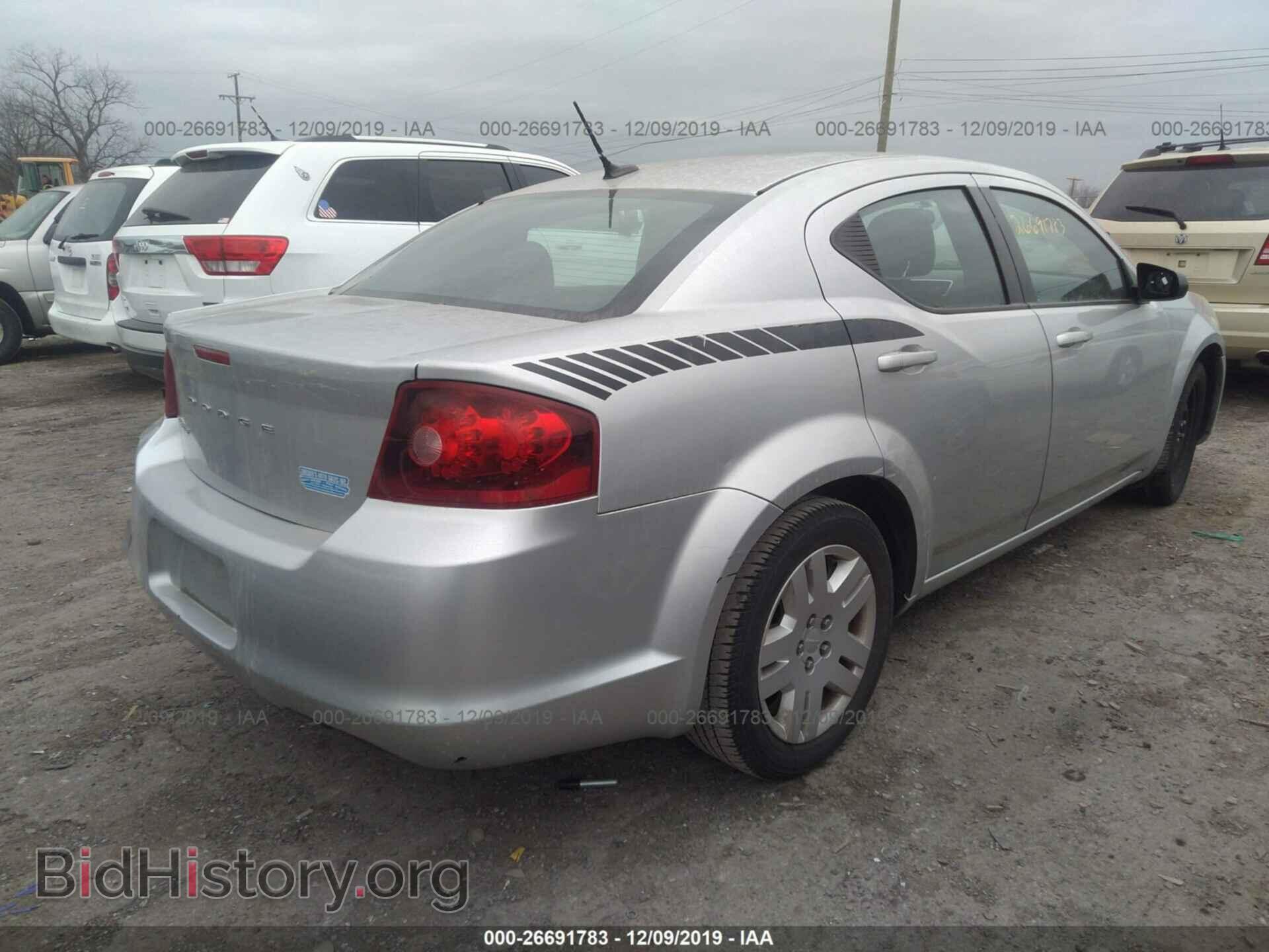 2011 Dodge Avenger - VIN: 1B3BD4FB9BN587996 - Фото 4
