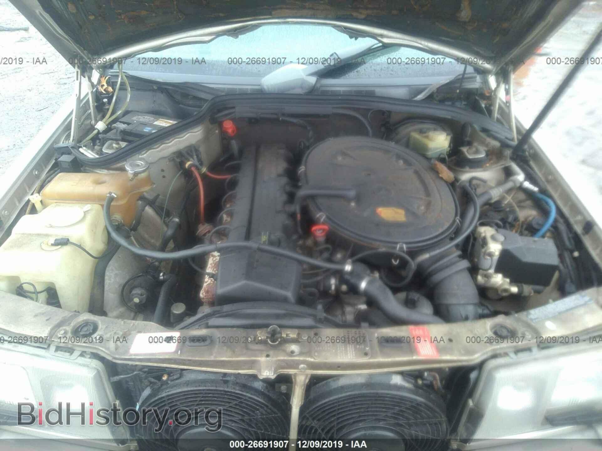 1990 MERCEDES-BENZ 190 - VIN: WDBDA29D9LF729596 - Photo 10