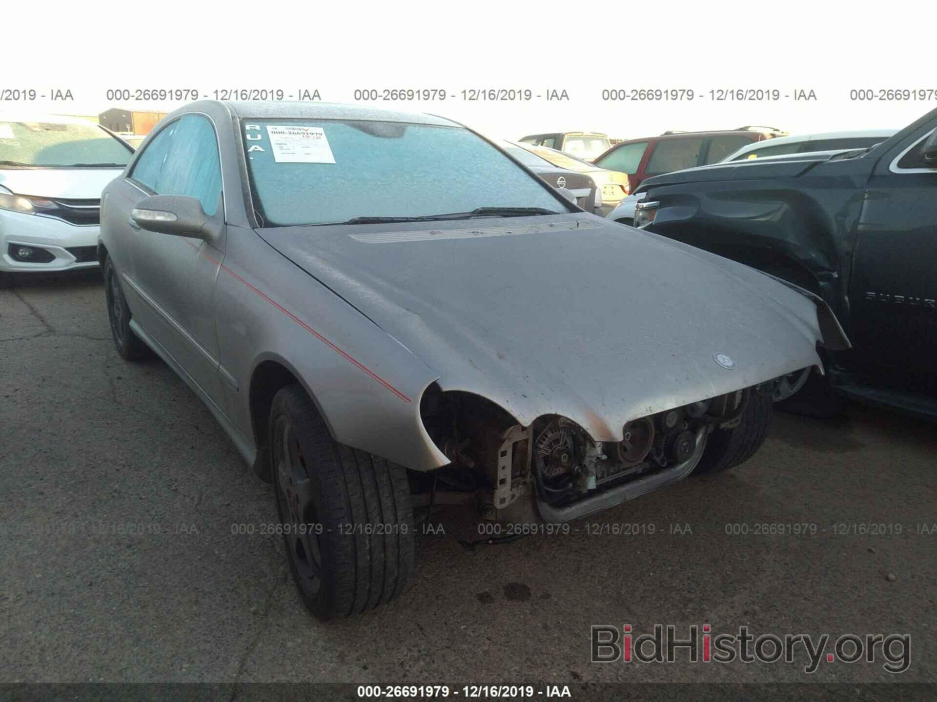 Photo WDBTJ75J53F063499 - Mercedes-benz CLK 2003