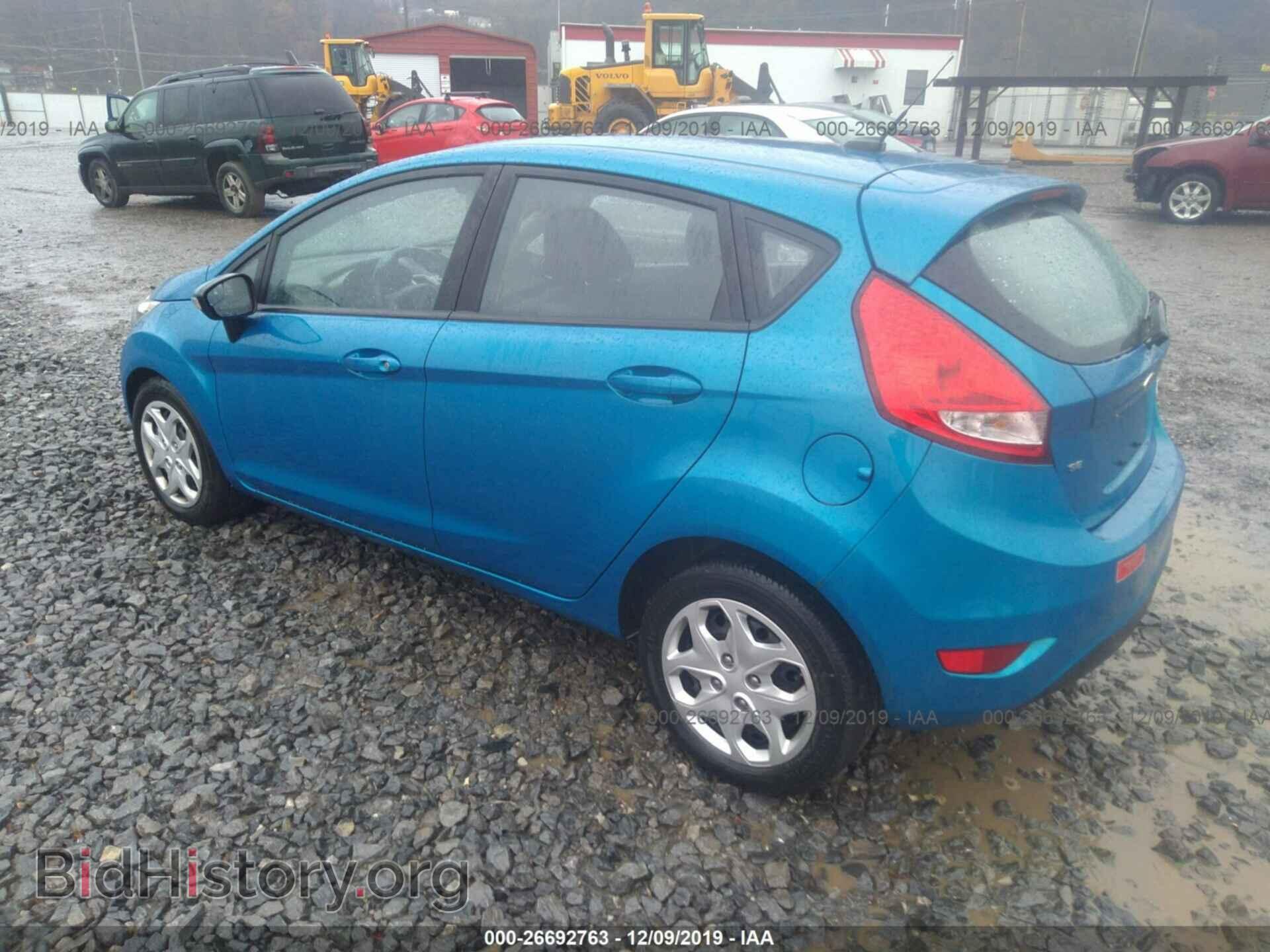 2013 FORD FIESTA - VIN: 3FADP4EJ5DM117703 - Фото 3