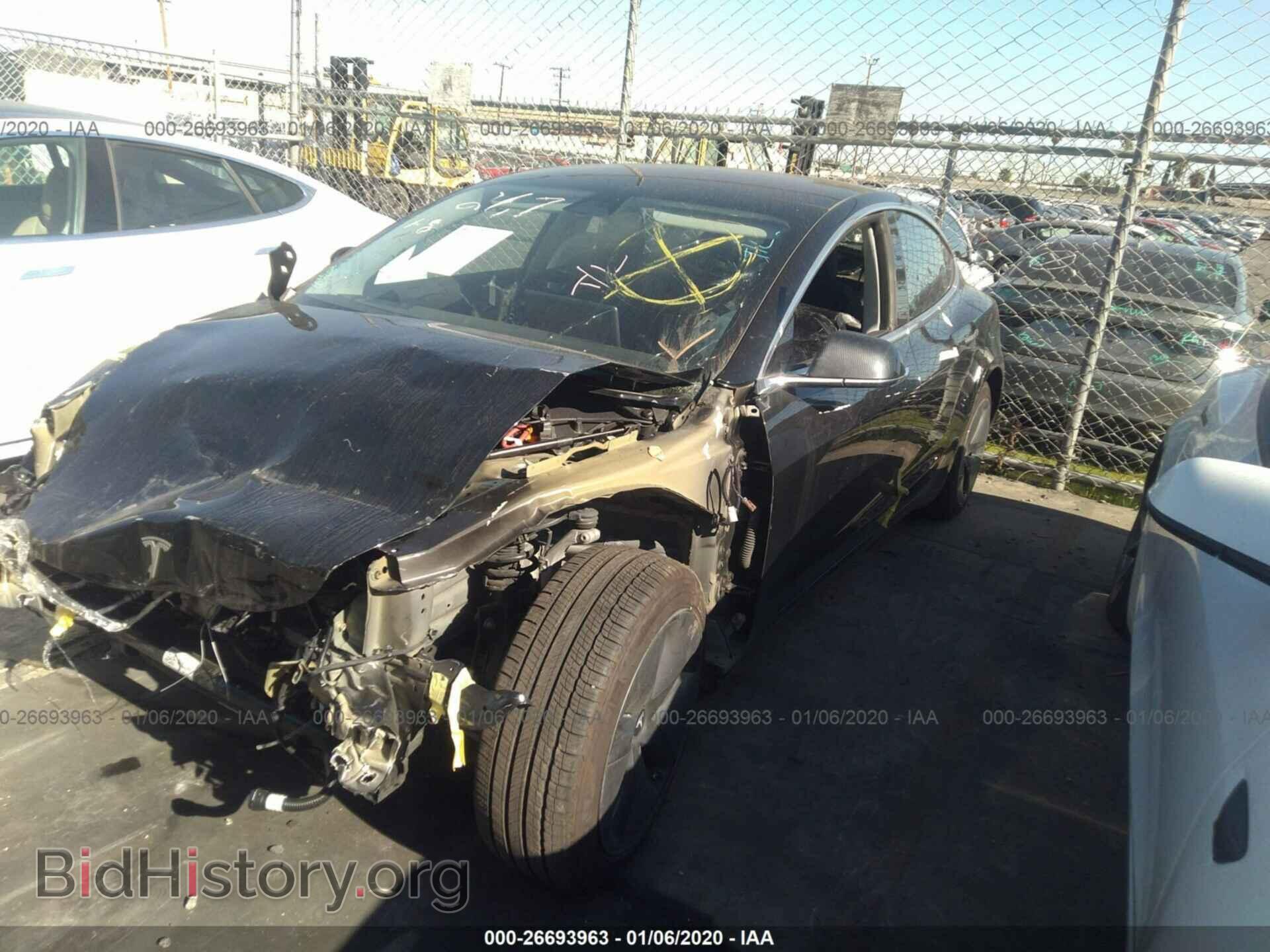 2018 TESLA MODEL 3 - VIN: 5YJ3E1EB8JF103183 - Photo 2