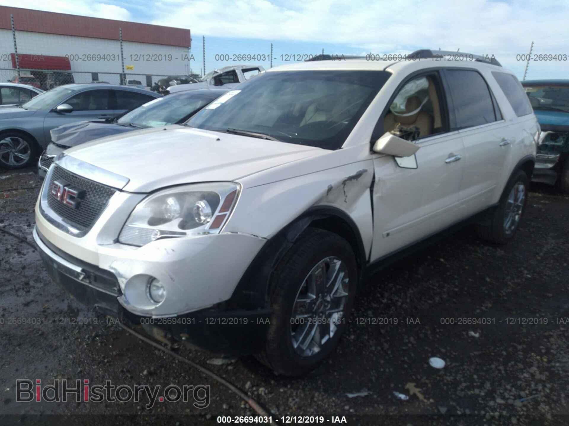 2010 GMC ACADIA - VIN: 1GKLVNED3AJ152068 - Фото 2