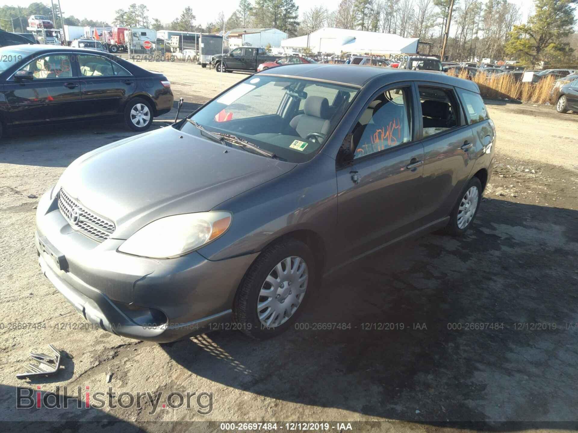 2006 Toyota Corolla Matrix - VIN: 2T1KR32E46C617618 - Фото 2