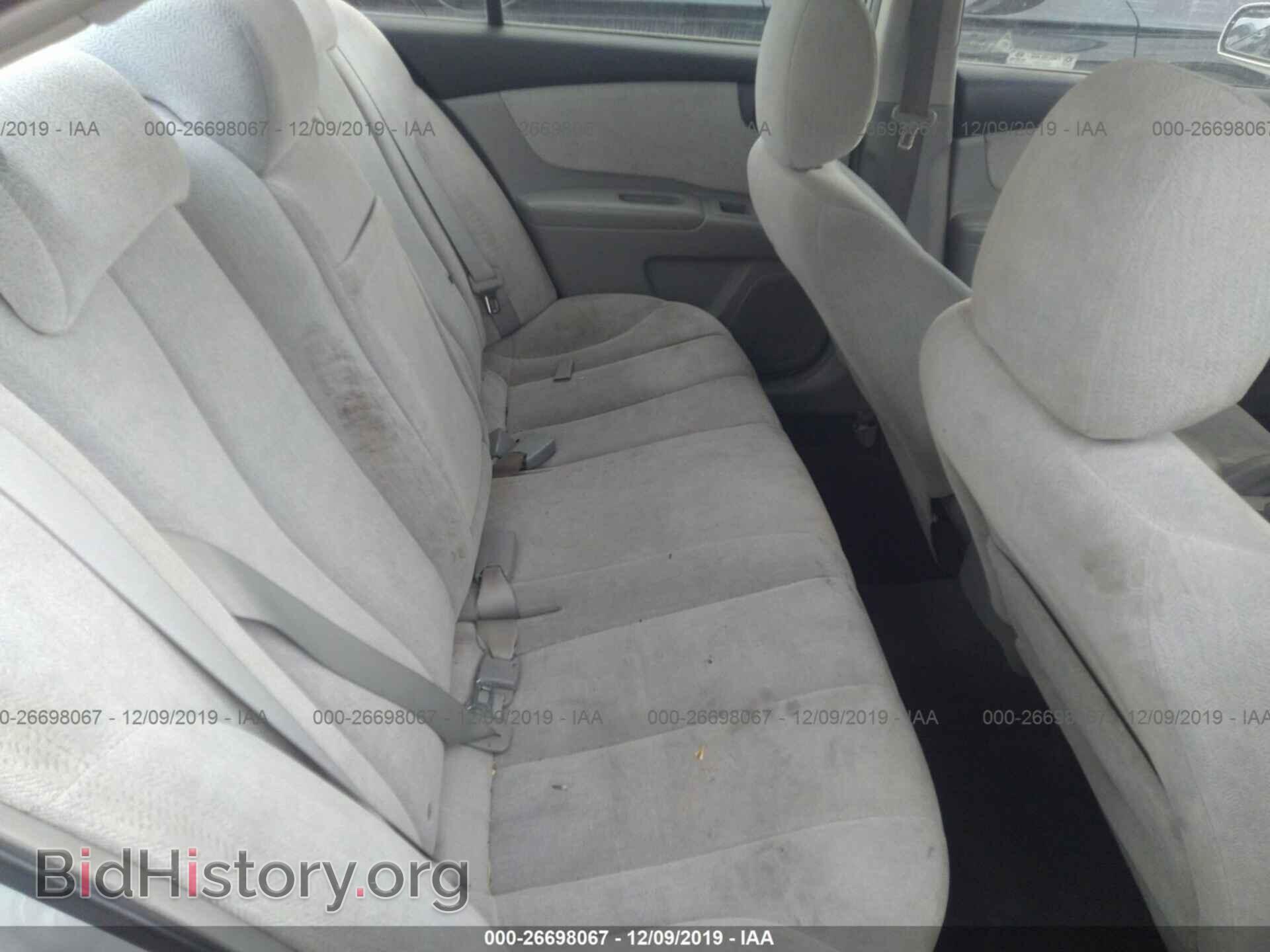 2008 KIA OPTIMA - VIN: KNAGE123085213877 - Фото 8