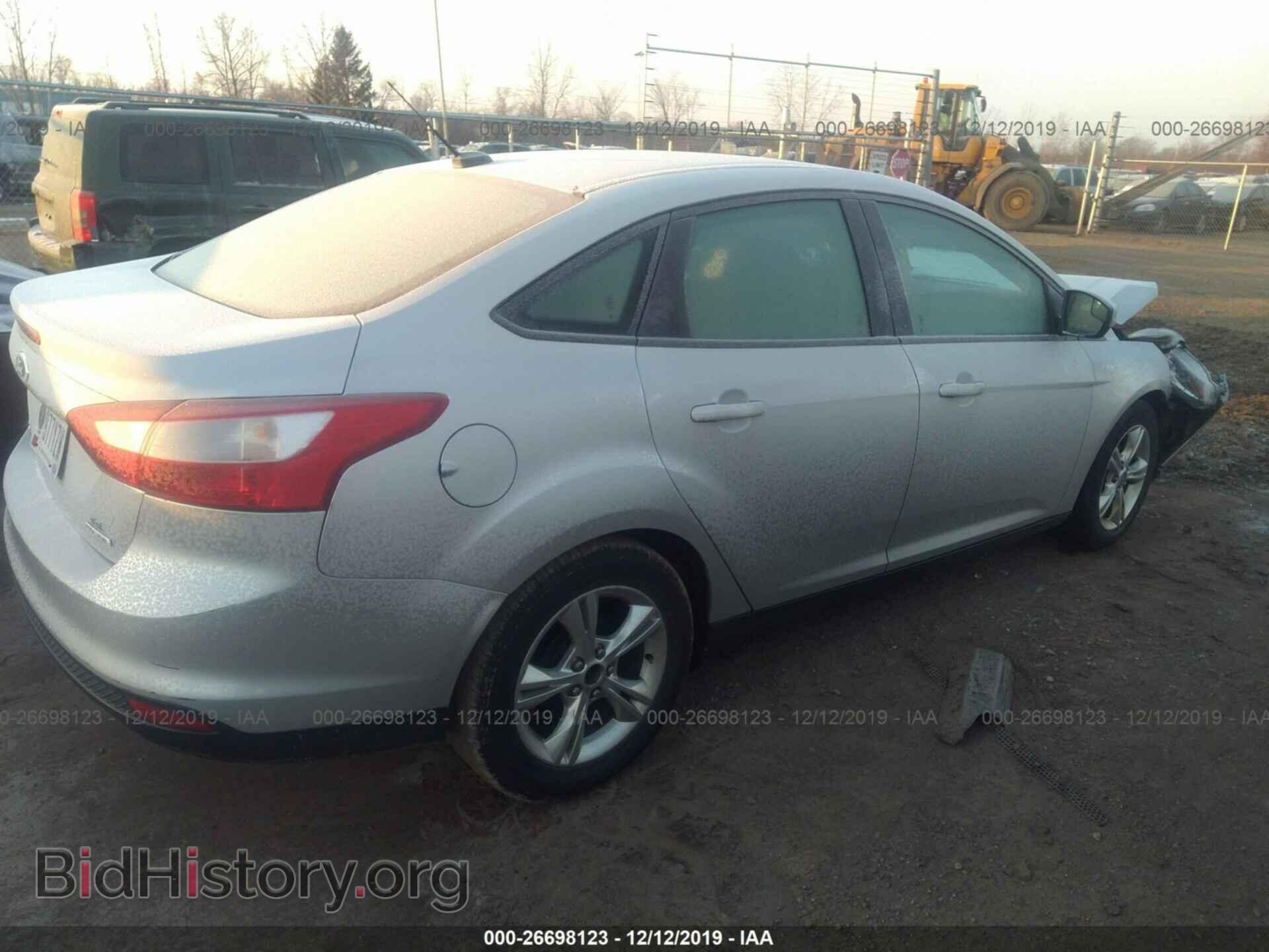 2013 Ford Focus - VIN: 1FADP3F20DL169761 - Photo 4