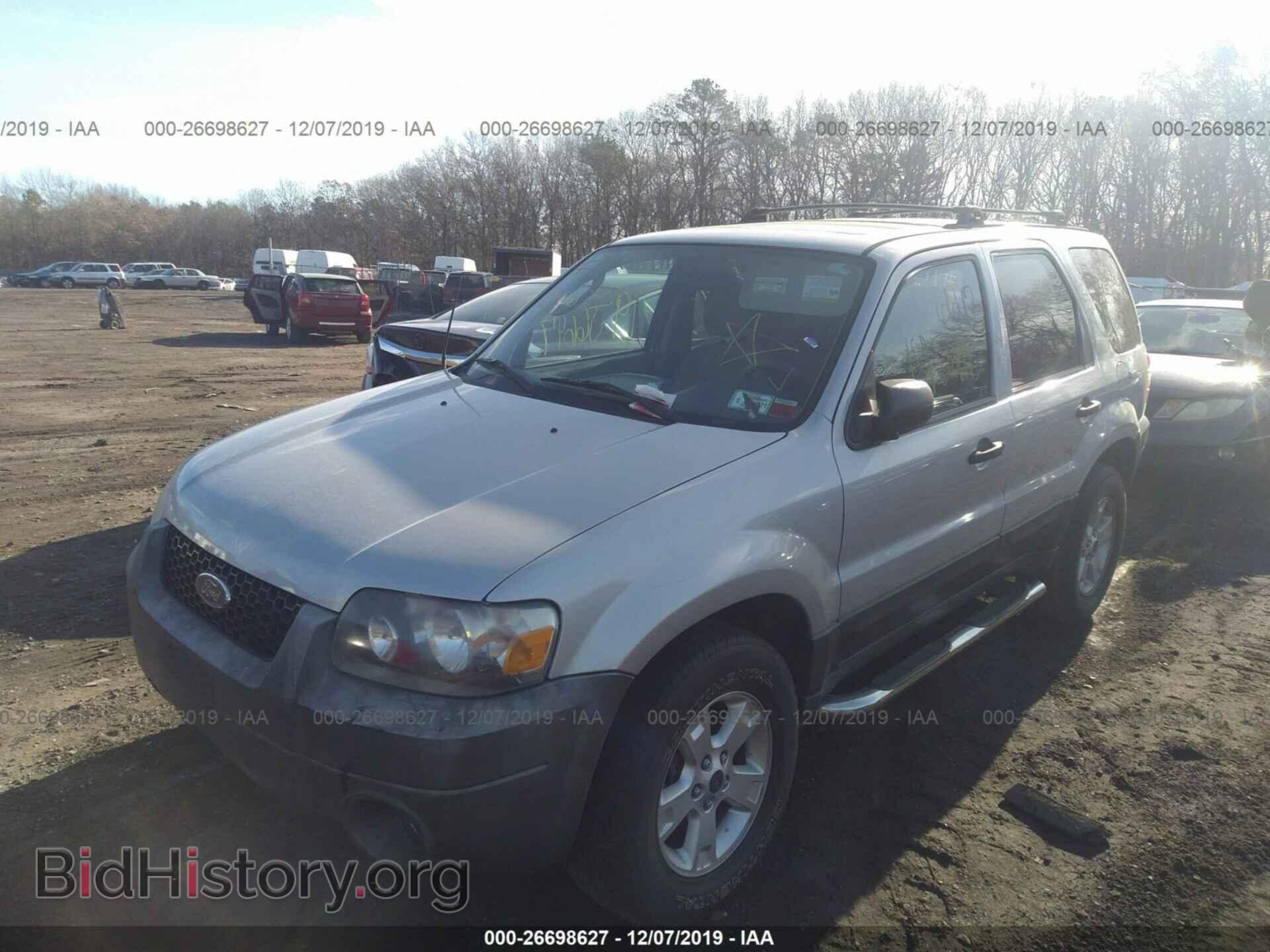 2005 FORD ESCAPE - VIN: 1FMYU93115DA18275 - Фото 2
