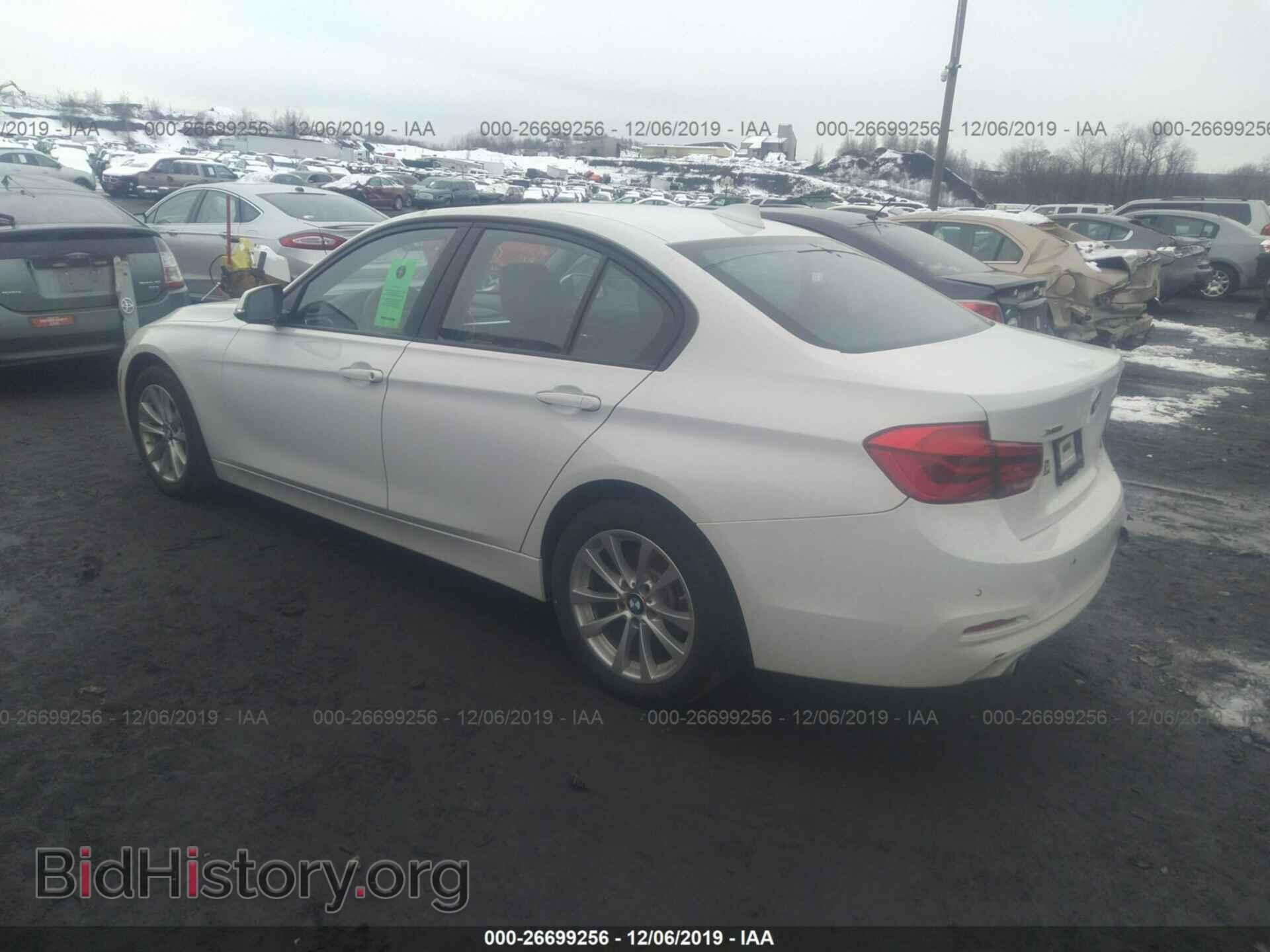 2017 BMW 320 - VIN: WBA8A3C36HA067339 - Photo 3