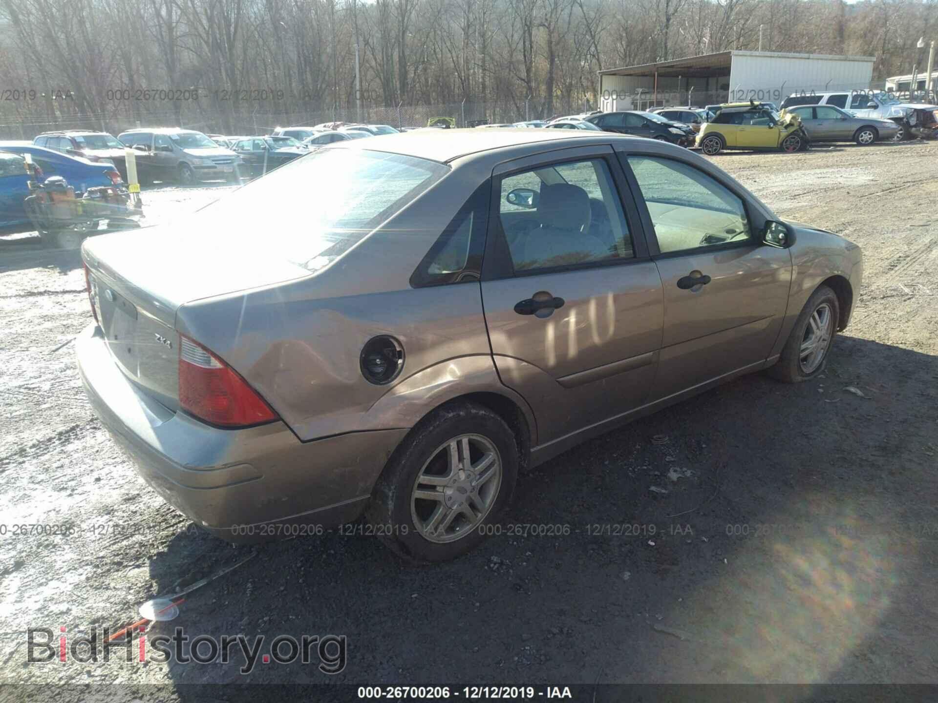 2005 FORD FOCUS - VIN: 1FAFP34N55W176338 - Фото 4