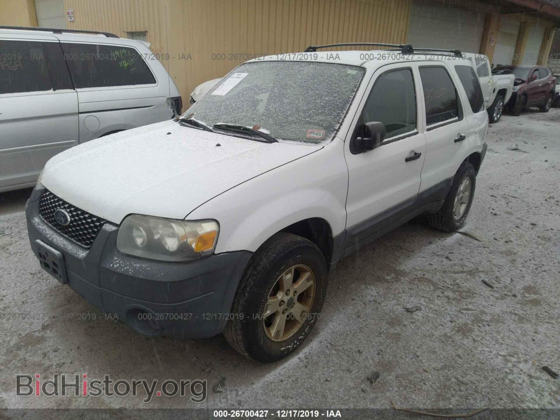 2005 FORD ESCAPE - VIN: 1FMYU93185DA04180 - Фото 2
