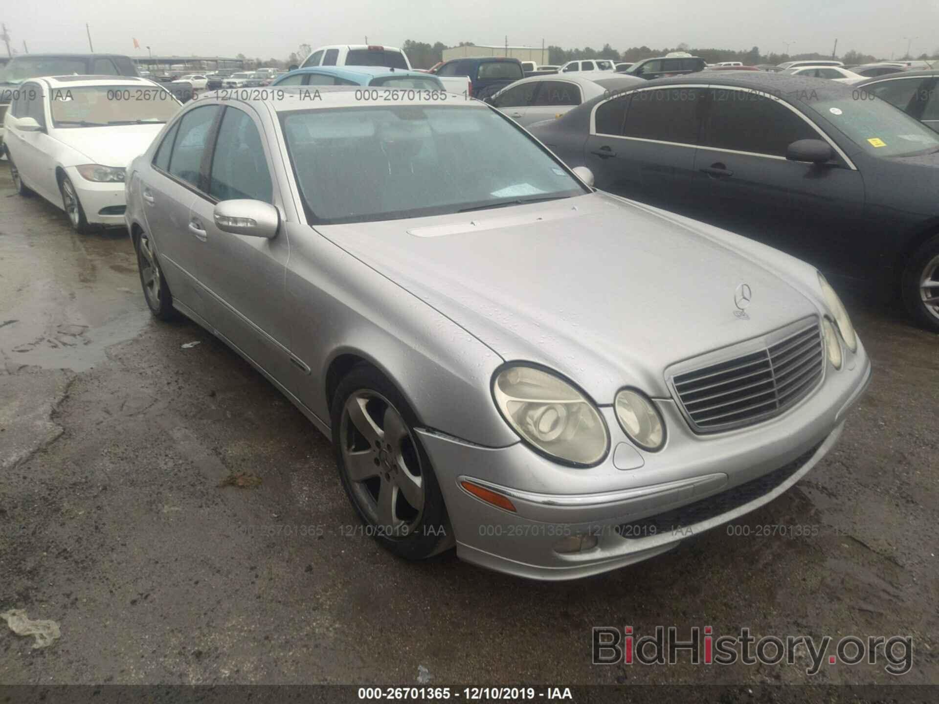 Photo WDBUF65J33A133949 - Mercedes-benz E 2003