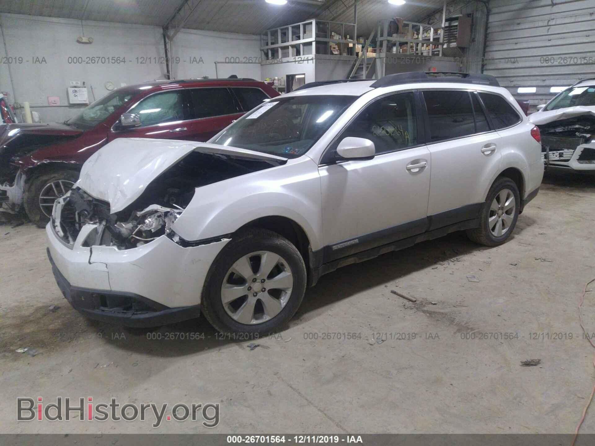 2011 SUBARU OUTBACK - VIN: 4S4BRBCC6B3321263 - Фото 2