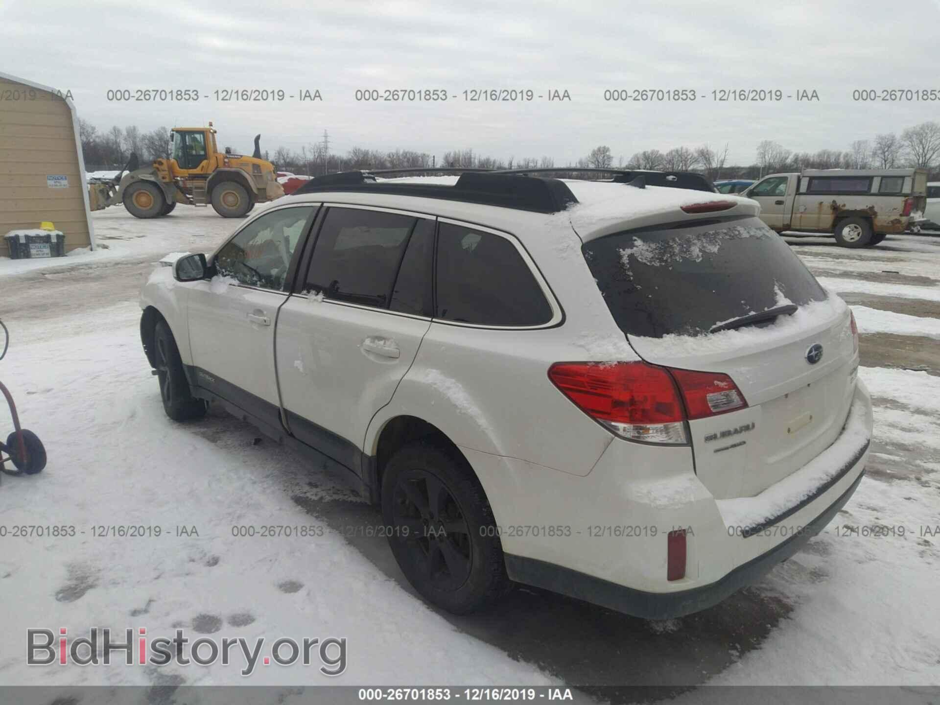 2014 SUBARU OUTBACK - VIN: 4S4BRCCC2E1246227 - Фото 3
