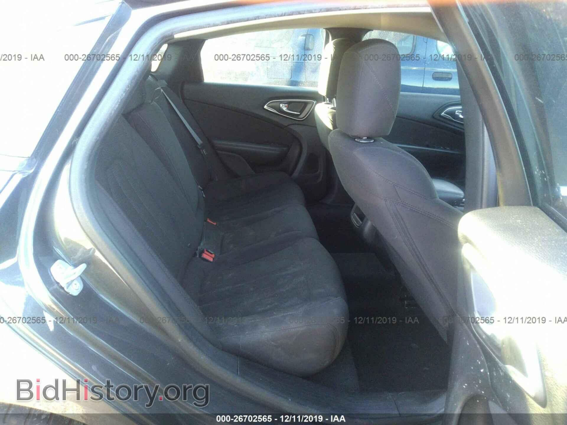2015 CHRYSLER 200 - VIN: 1C3CCCAB0FN525937 - Фото 8