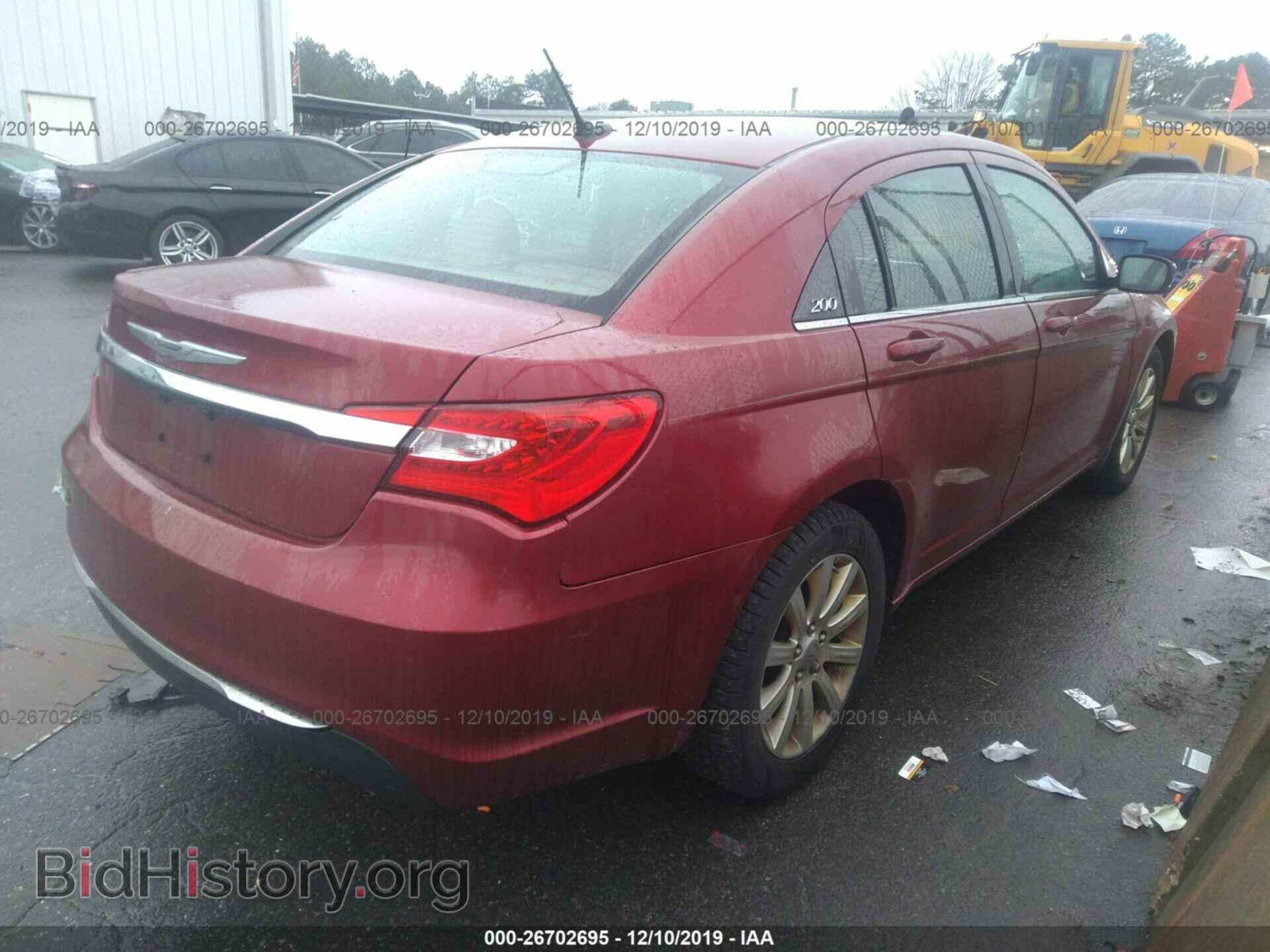 2012 CHRYSLER 200 - VIN: 1C3CCBBG8CN108081 - Фото 4