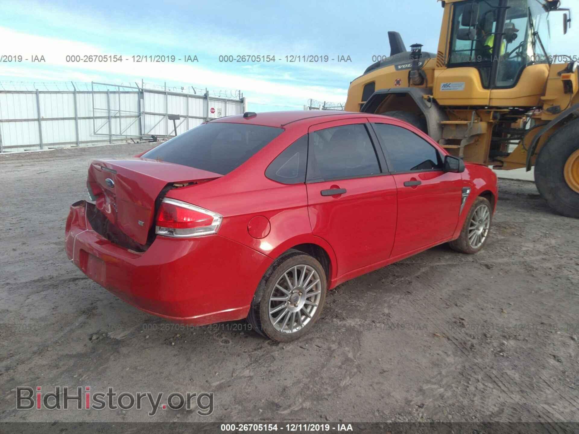 2008 Ford Focus - VIN: 1FAHP35N78W279028 - Фото 4