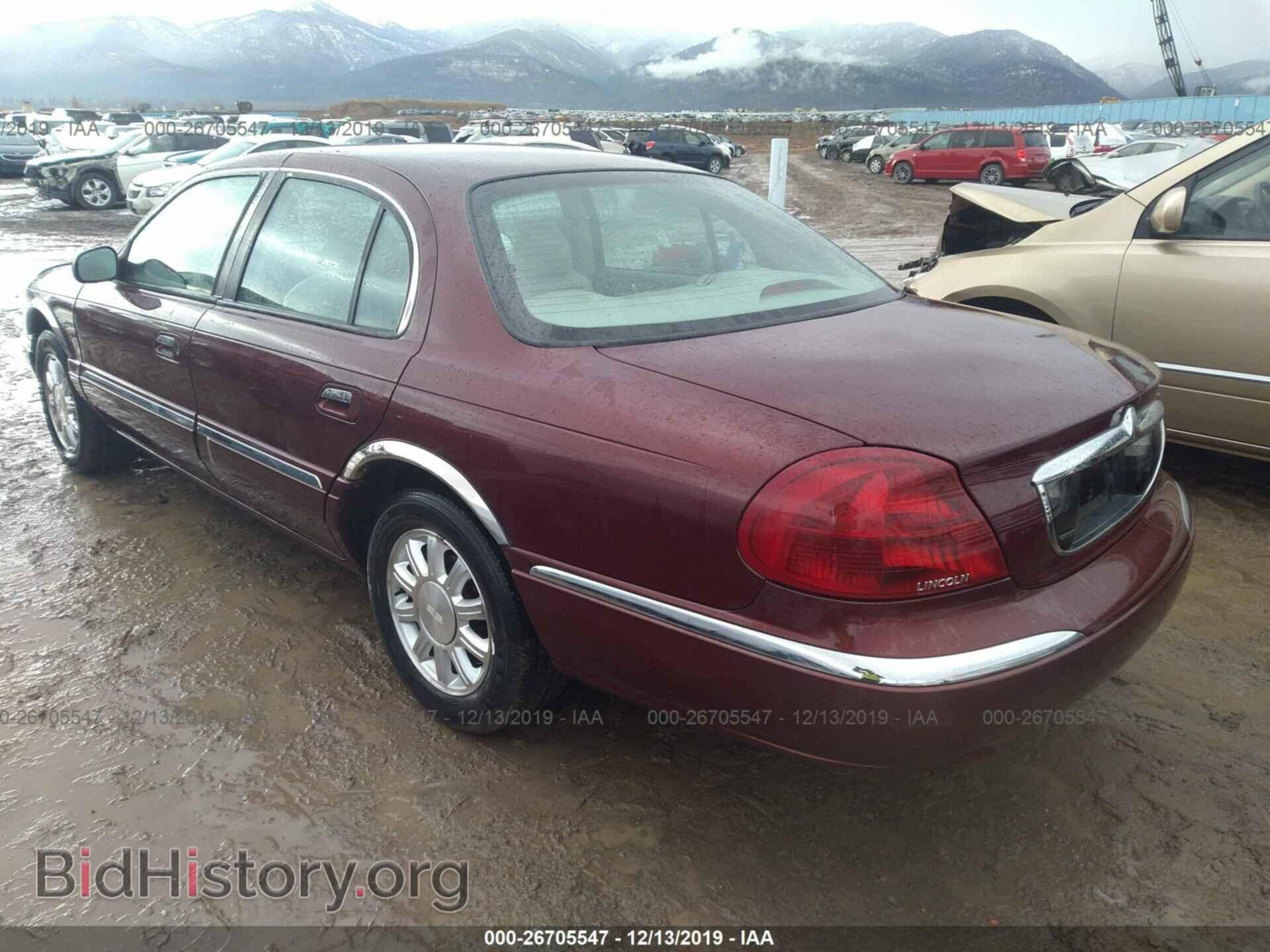 2000 Lincoln Continental - VIN: 1LNHM97V6YY839754 - Photo 3