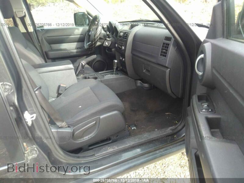 2011 Dodge NITRO (VIN 1D4PT4GK4BW585382) — фото 5 из 11