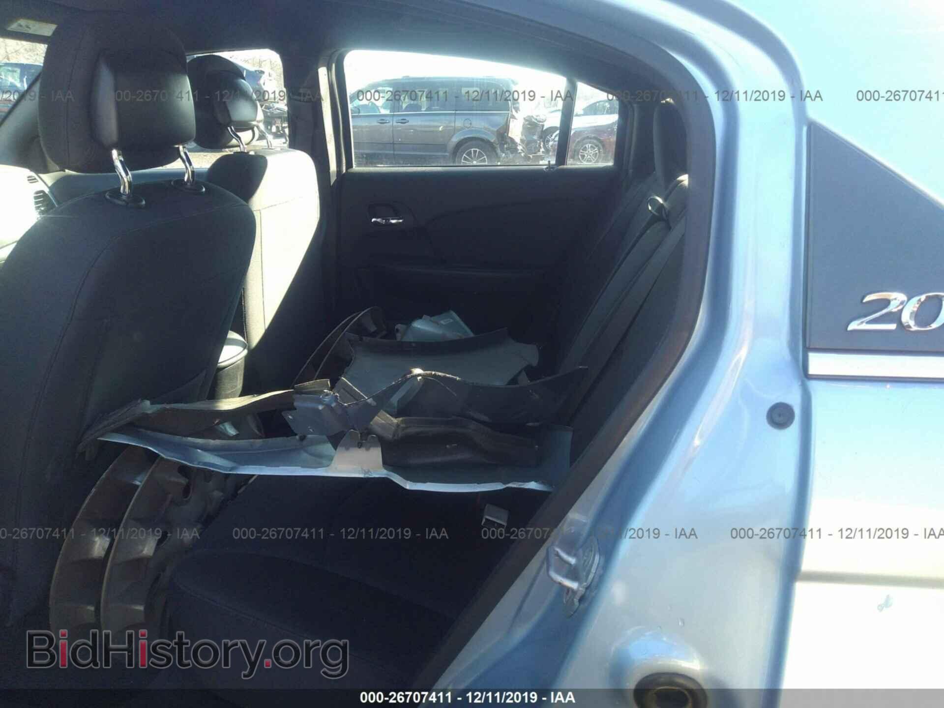 2013 Chrysler 200 - VIN: 1C3CCBAB7DN641840 - Photo 8