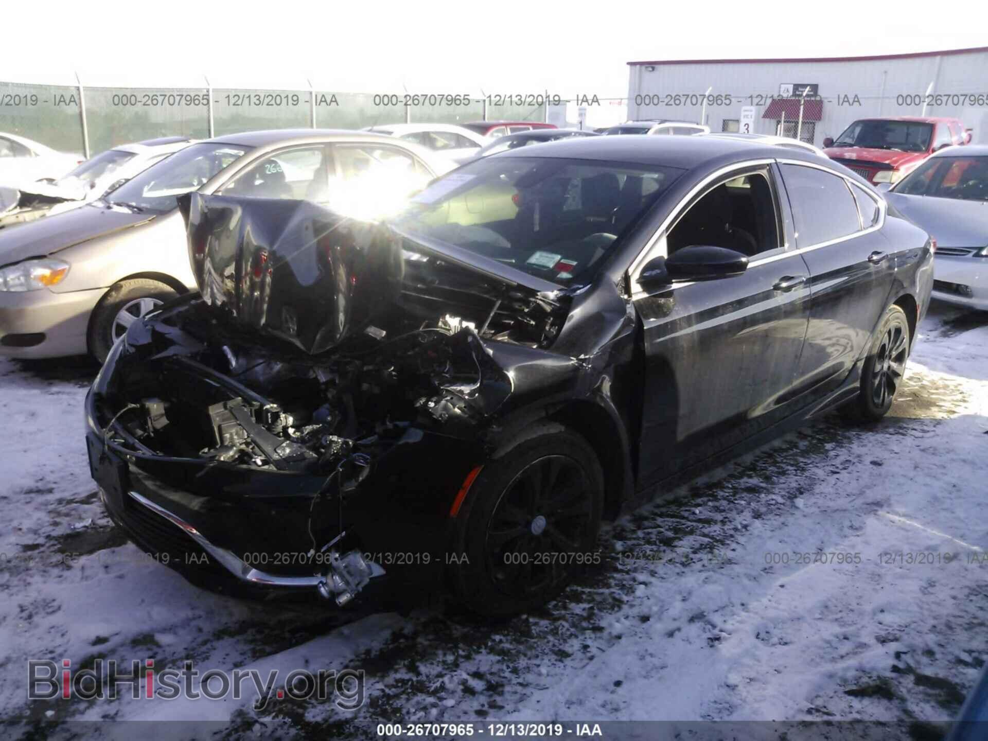 2015 Chrysler 200 - VIN: 1C3CCCAB3FN623408 - Фото 2