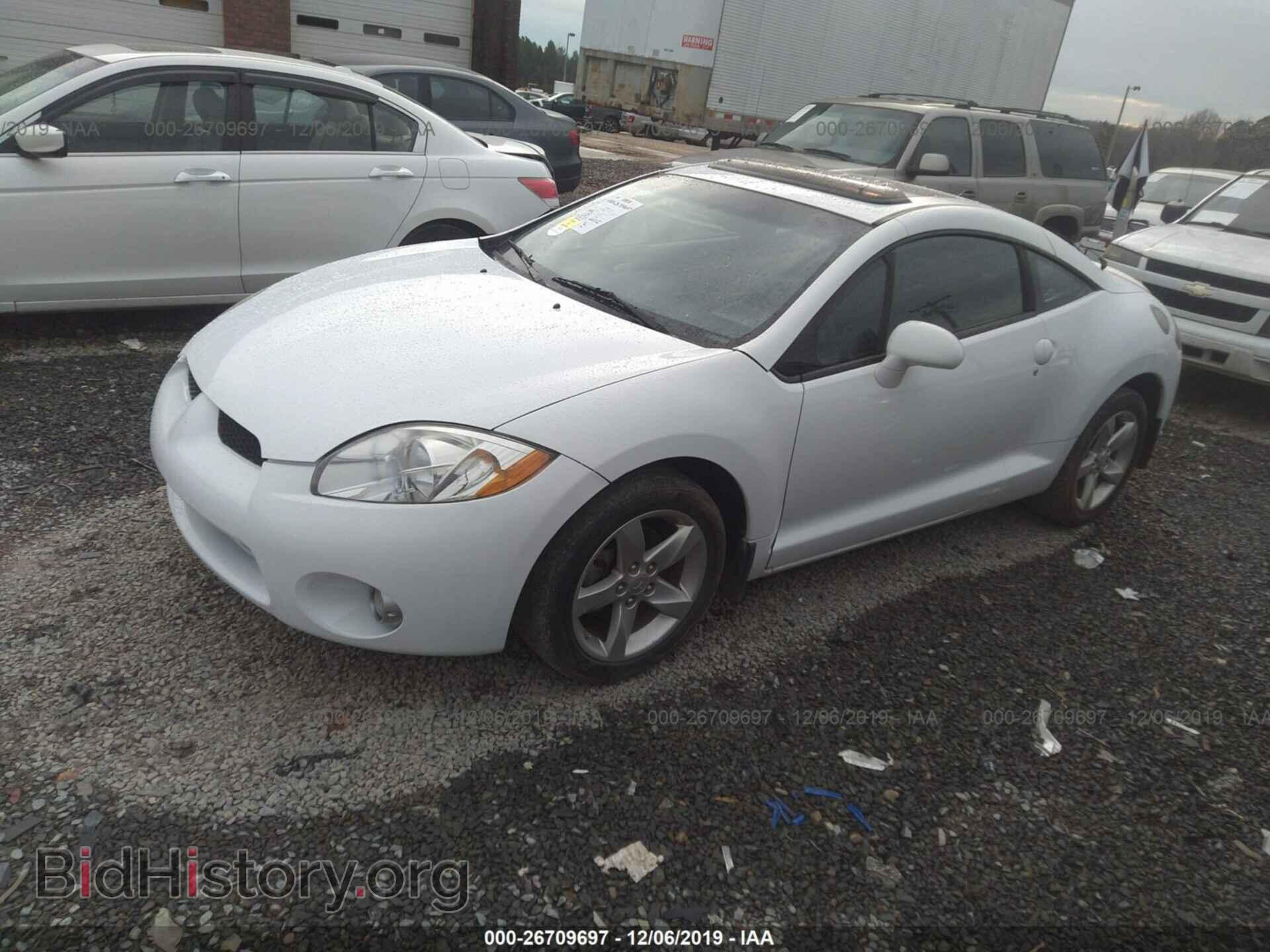 2008 Mitsubishi Eclipse - VIN: 4A3AK24F58E033256 - Фото 2
