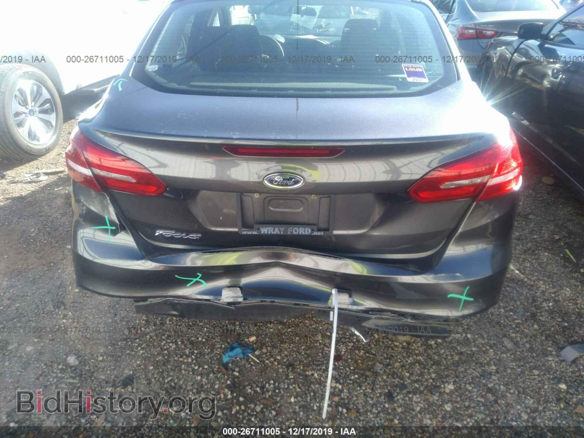 2017 Ford Focus - VIN: 1FADP3E24HL221237 - Фото 6