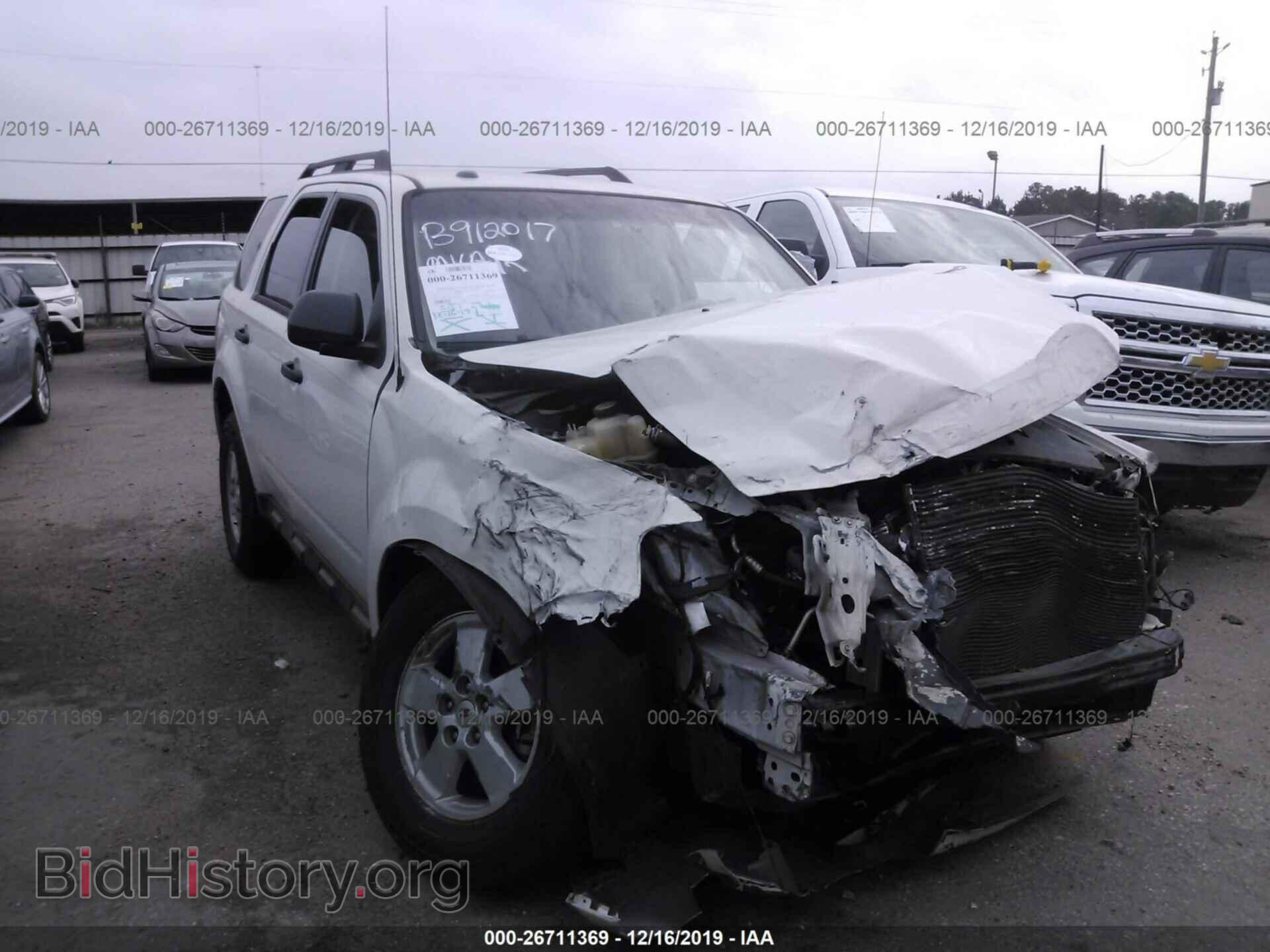 Photo 1FMCU0DG4BKA39332 - FORD ESCAPE 2011