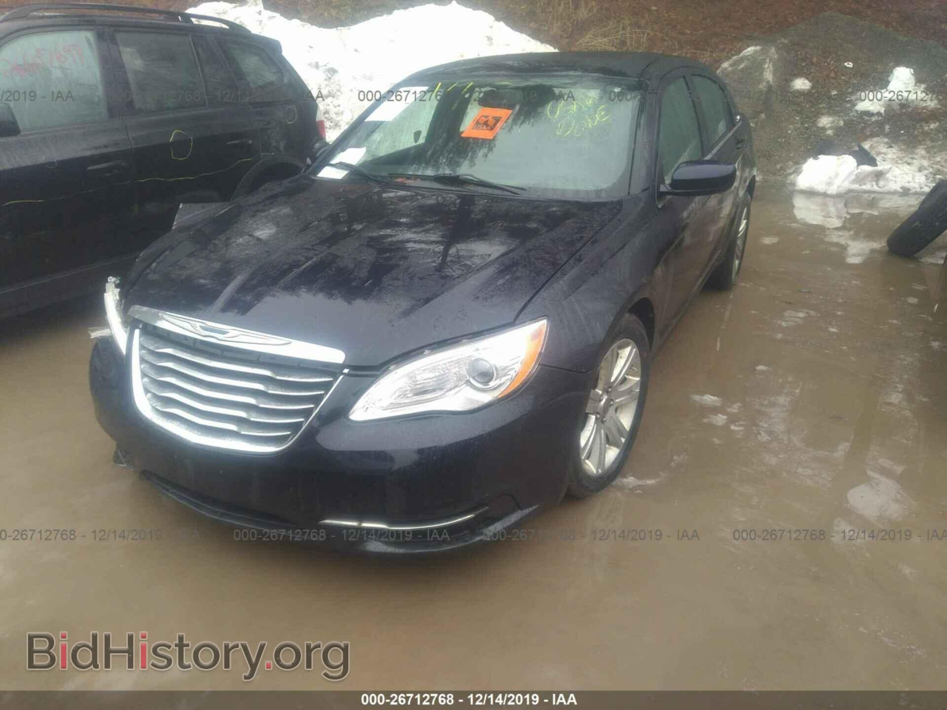 2012 CHRYSLER 200 - VIN: 1C3CCBBG0CN107927 - Фото 2